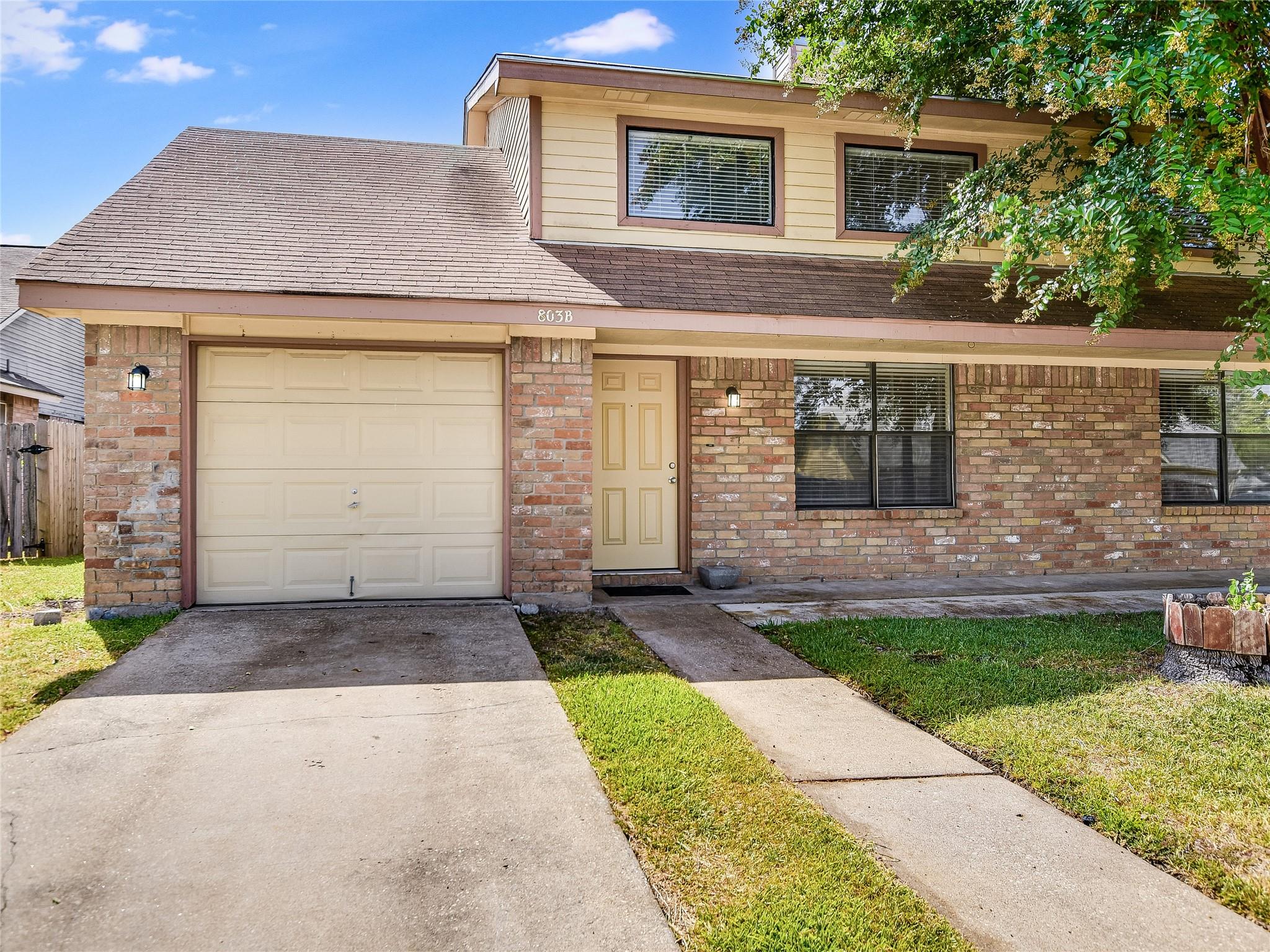 803 Valley View Dr # B, Pflugerville, TX 78660