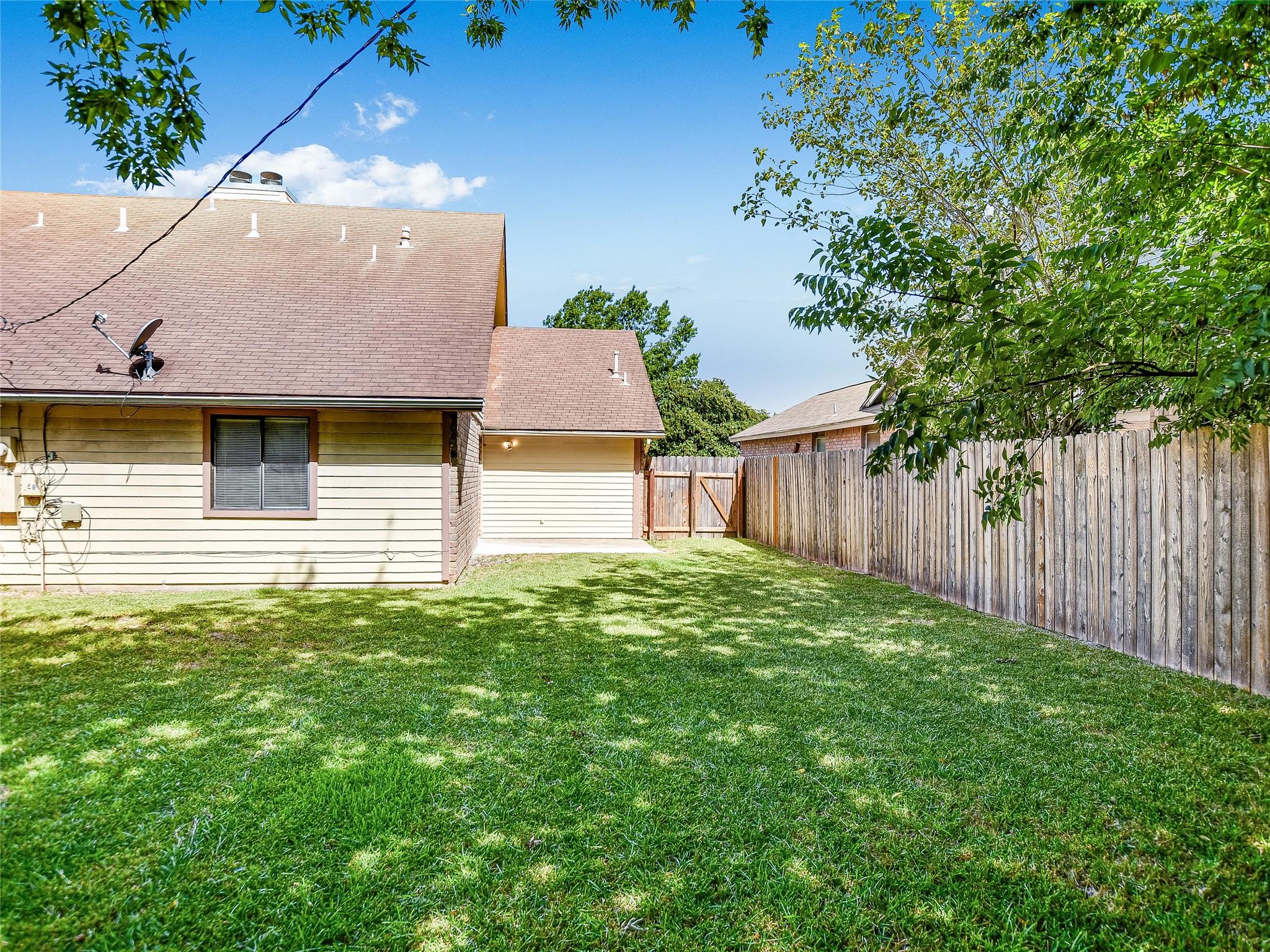 803 Valley View Dr # B, Pflugerville, TX 78660