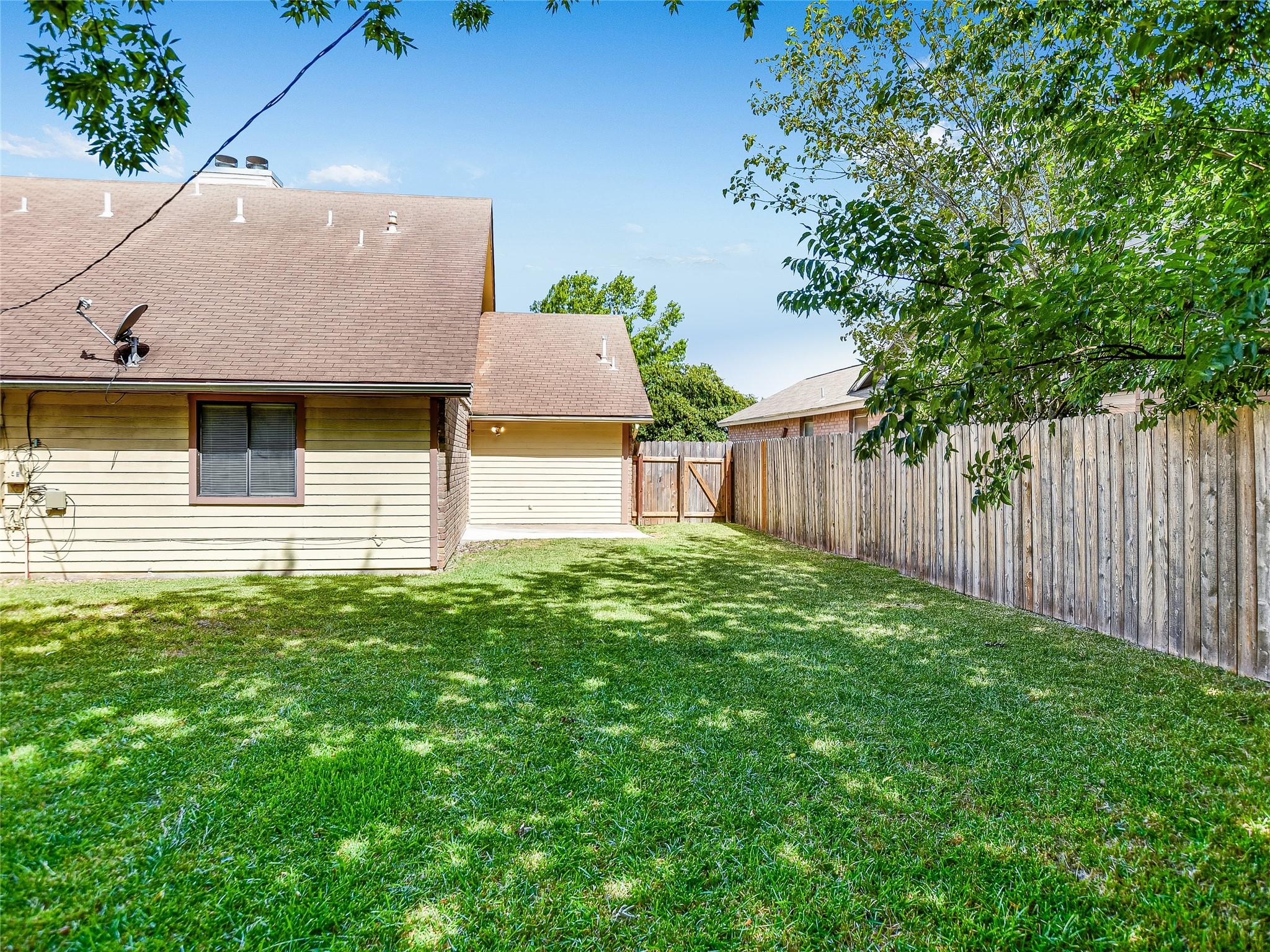 803 Valley View Dr # B, Pflugerville, TX 78660