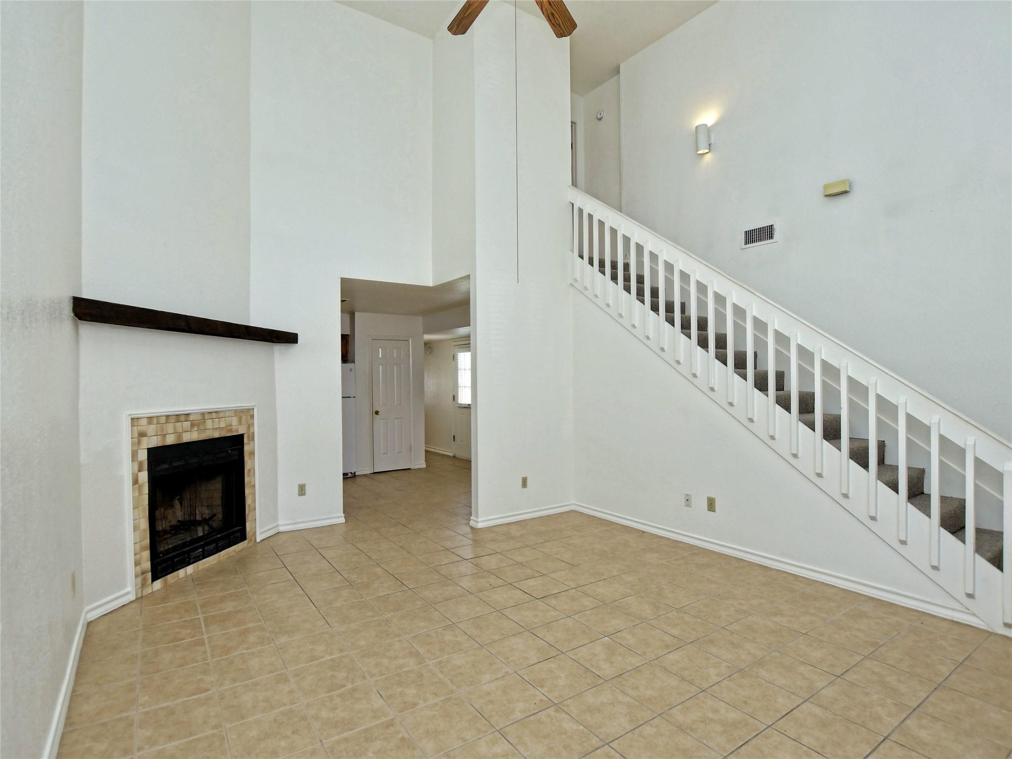 803 Valley View Dr # B, Pflugerville, TX 78660