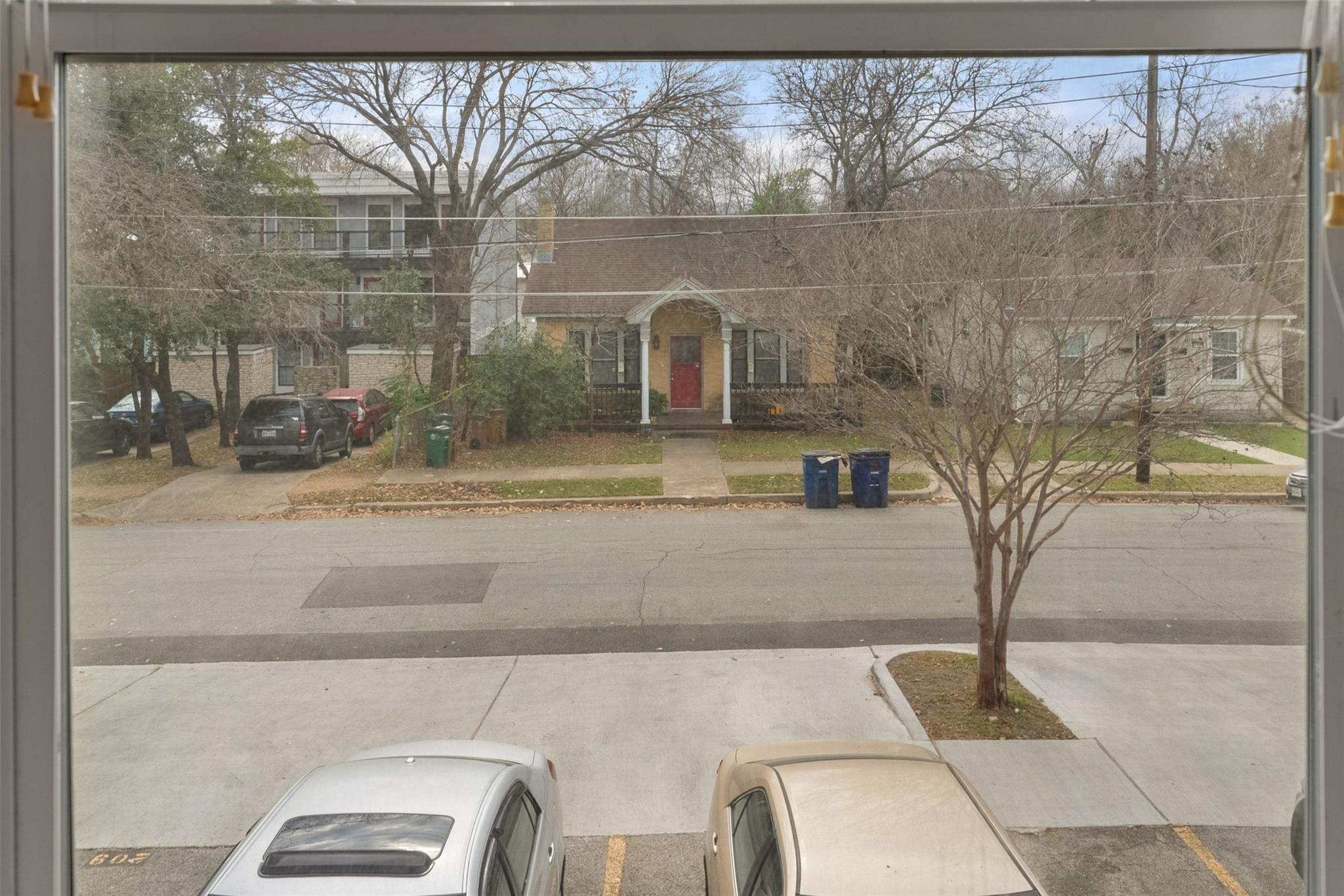 400 W 35th St # 210, Austin, TX 78705