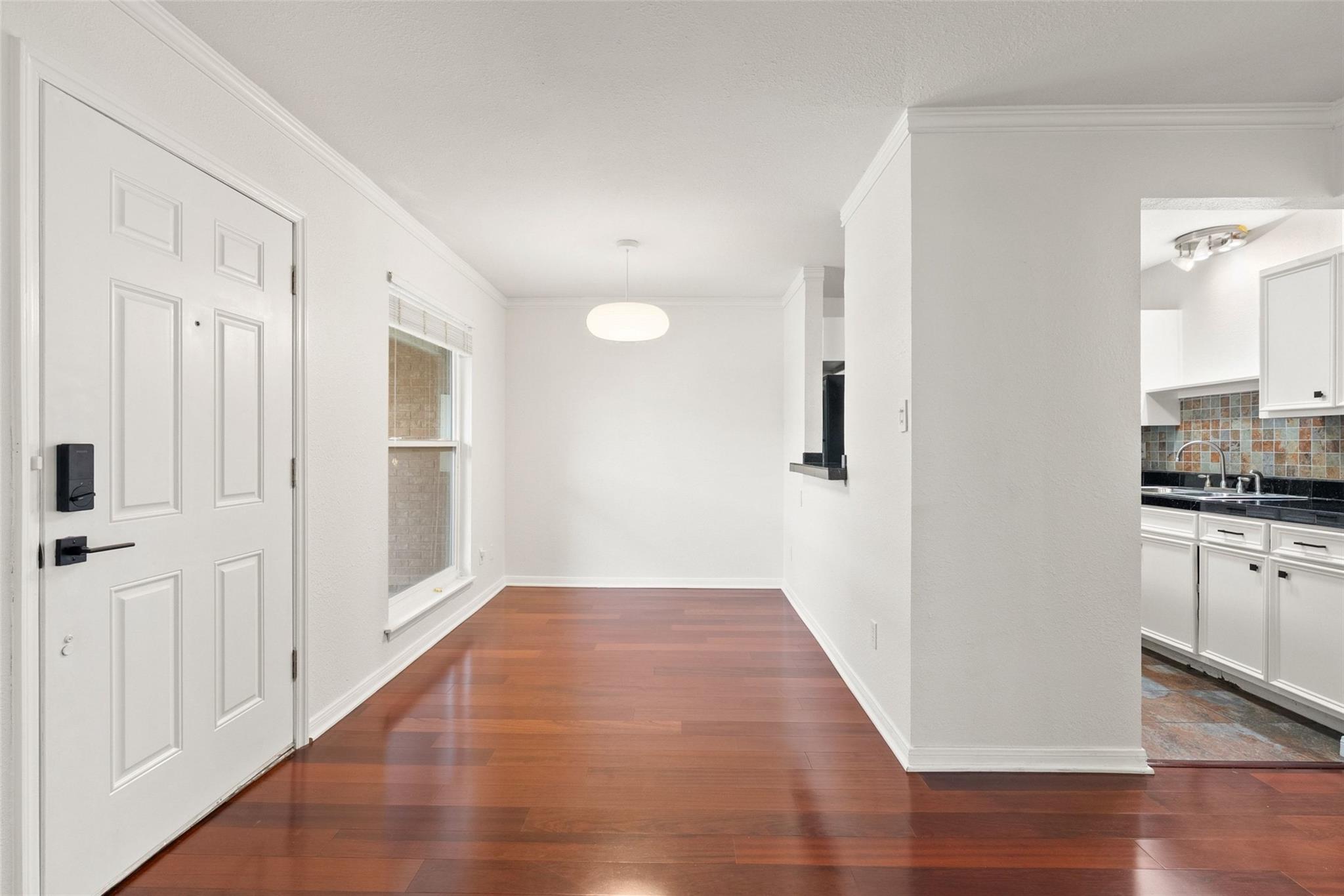 400 W 35th St # 210, Austin, TX 78705