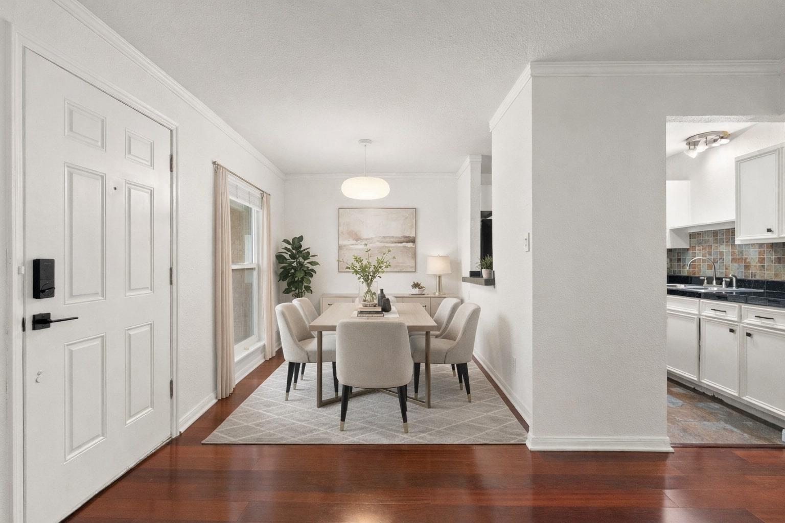 400 W 35th St # 210, Austin, TX 78705