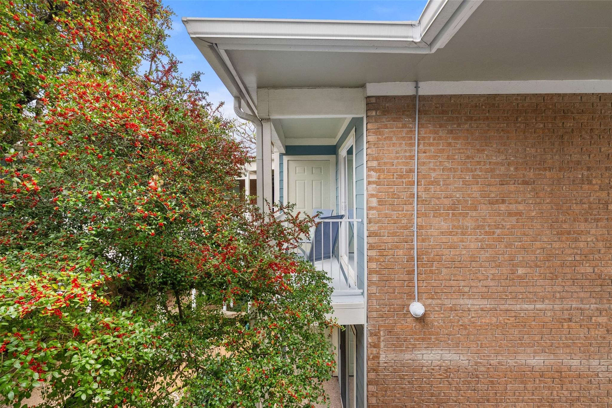 400 W 35th St # 210, Austin, TX 78705