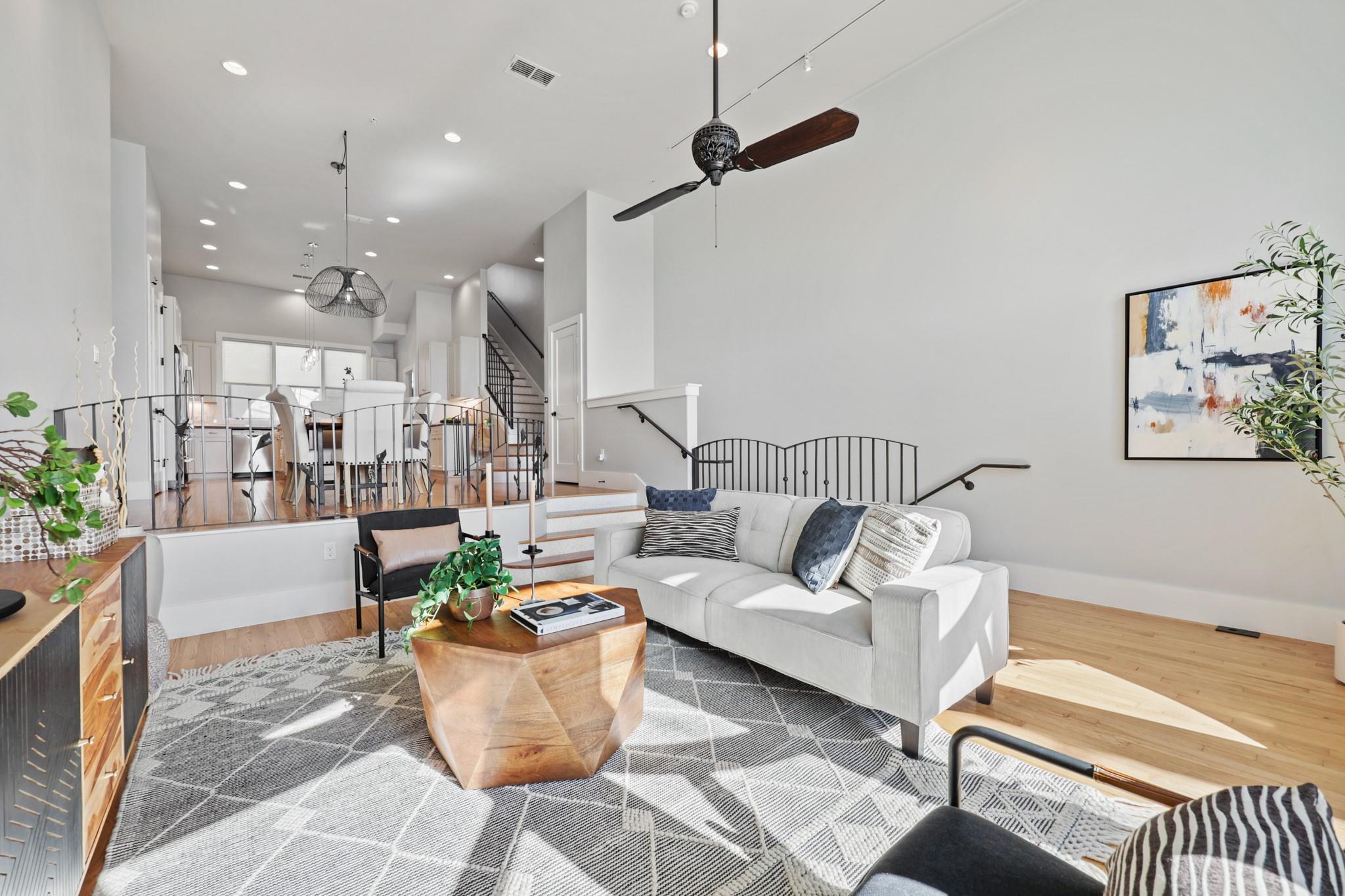 206 E Live Oak St # C, Austin, TX 78704