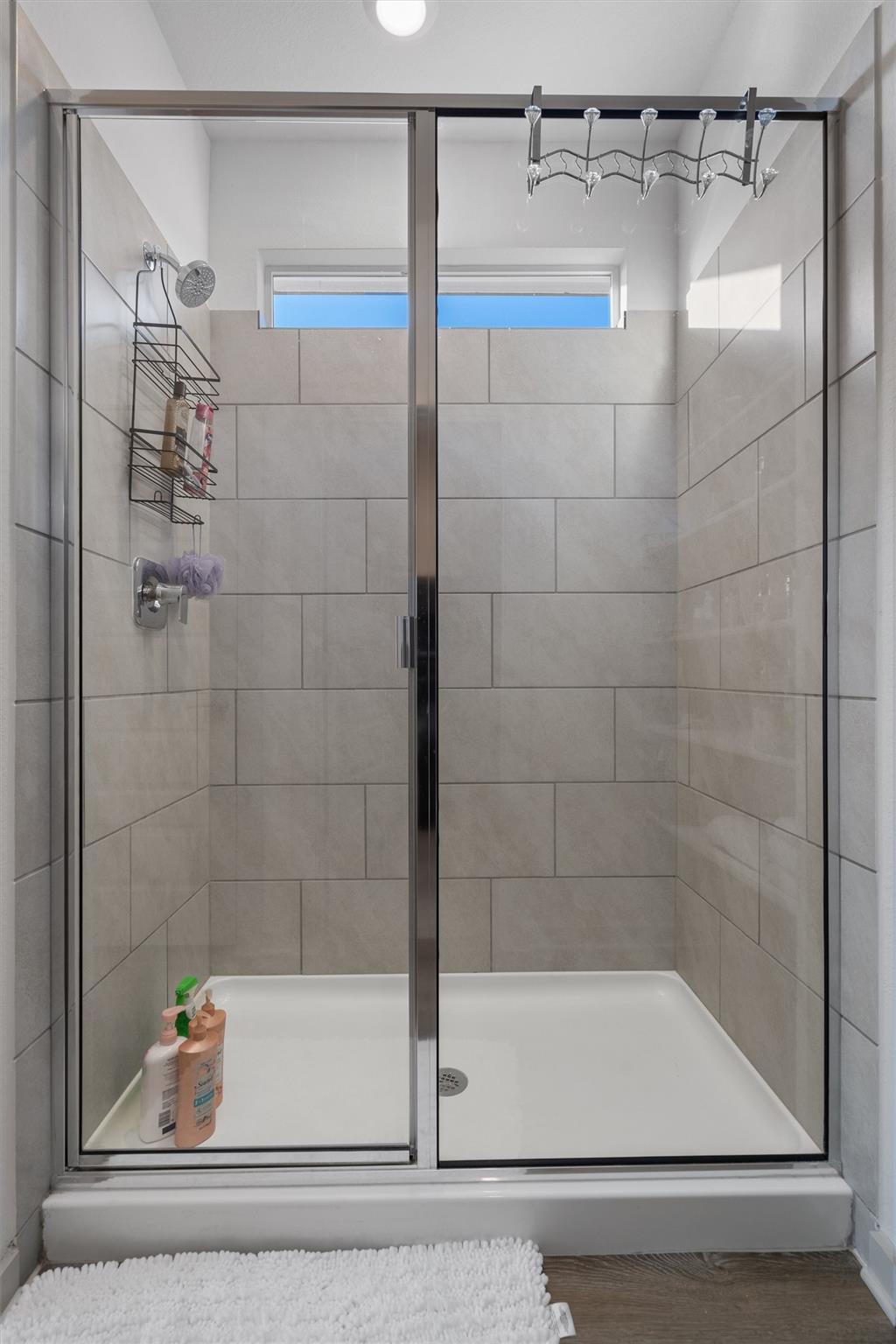 120 Scarborough Way, San Marcos, TX 78666