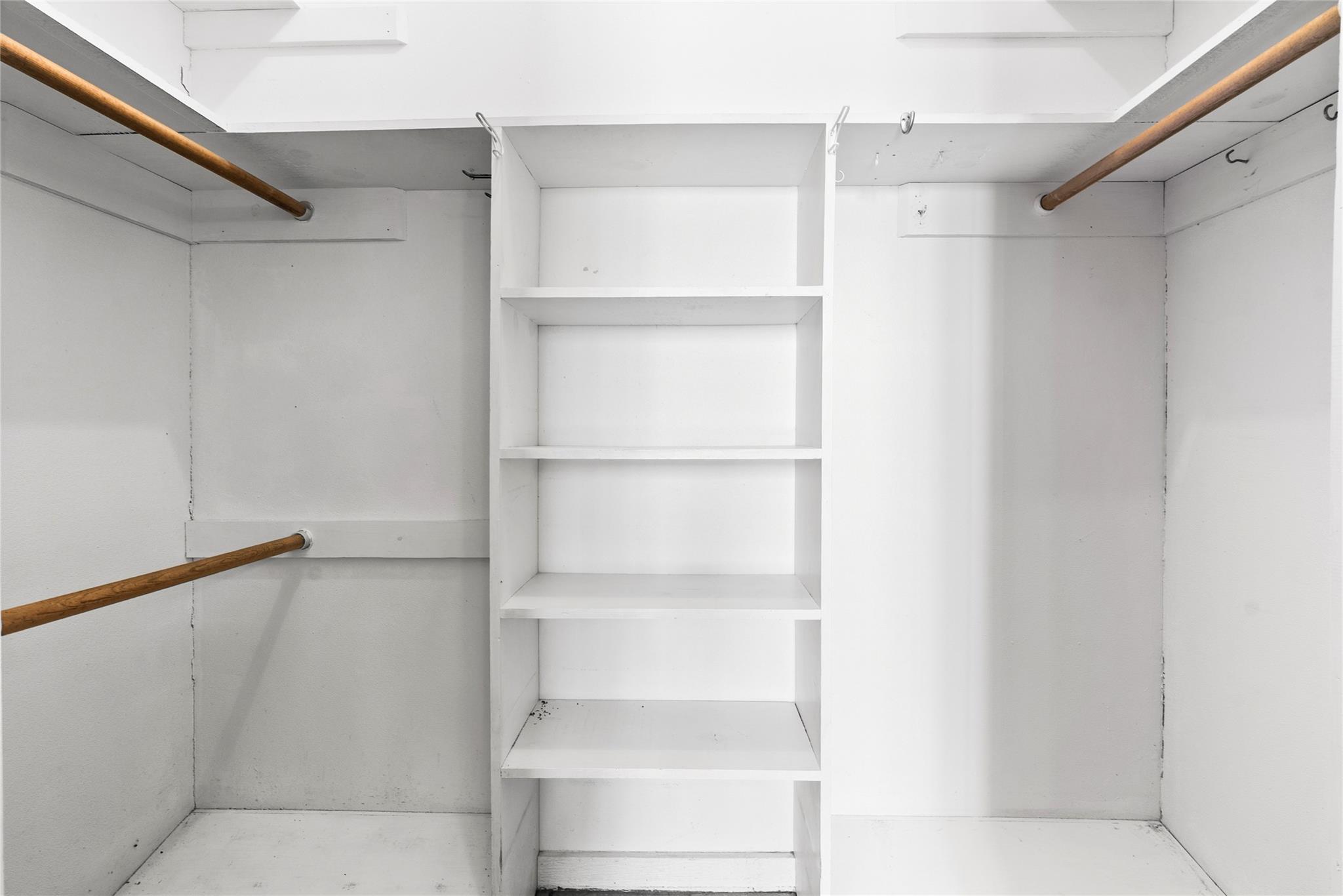 12914 Pfluger Berkman Ln, Coupland, TX 78615