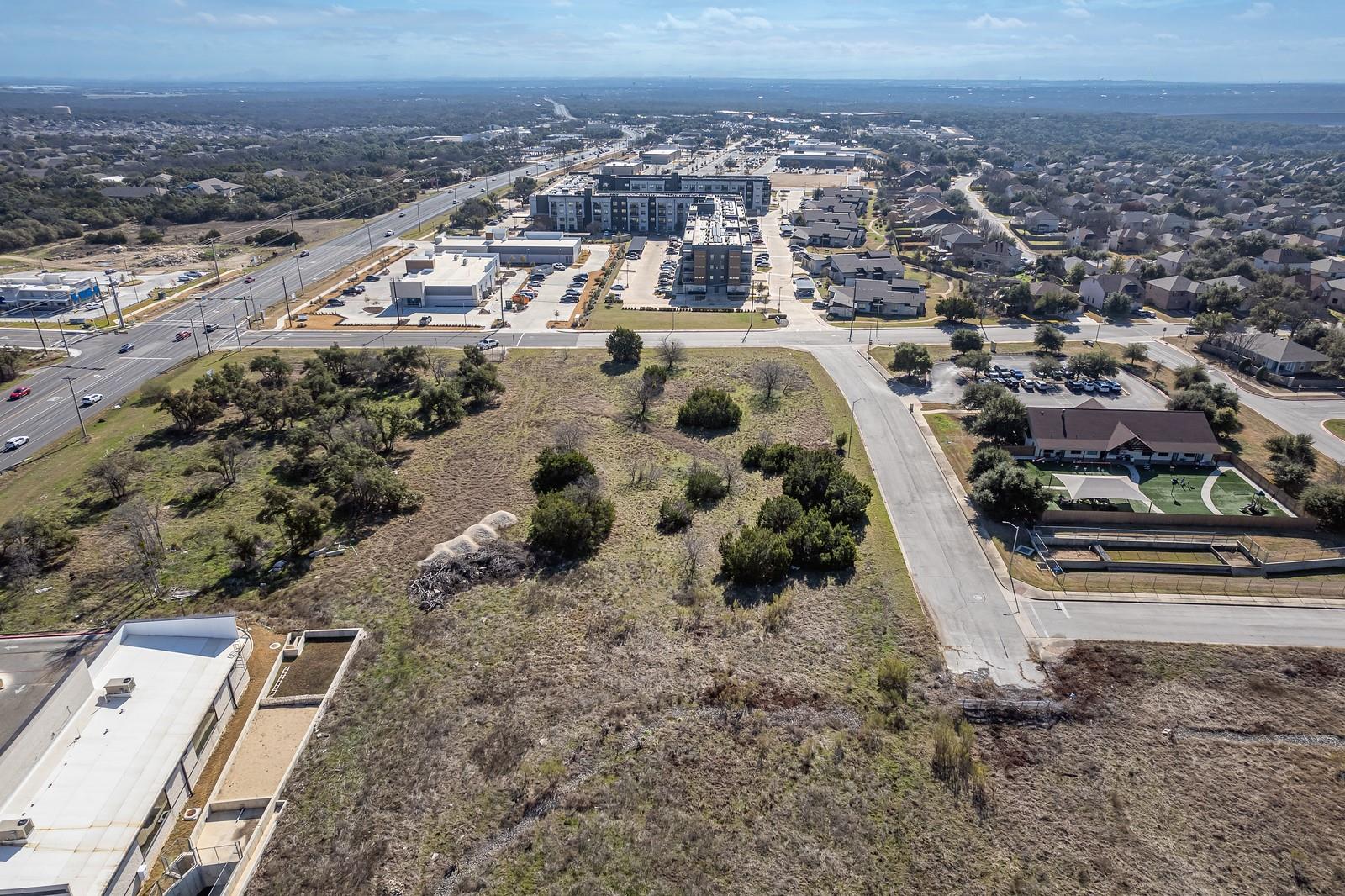 130 Woodlake Dr, Georgetown, TX 78633