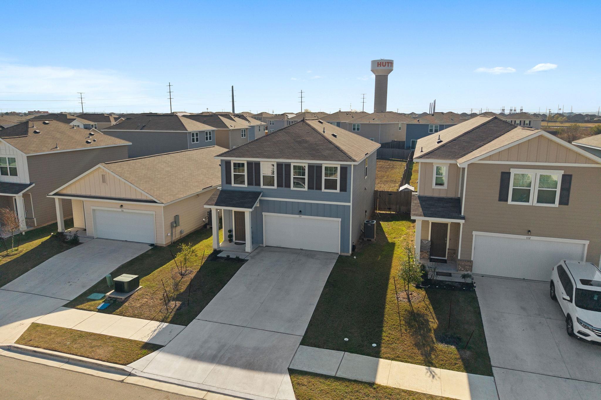 114 Pronghorn St, Hutto, TX 78634