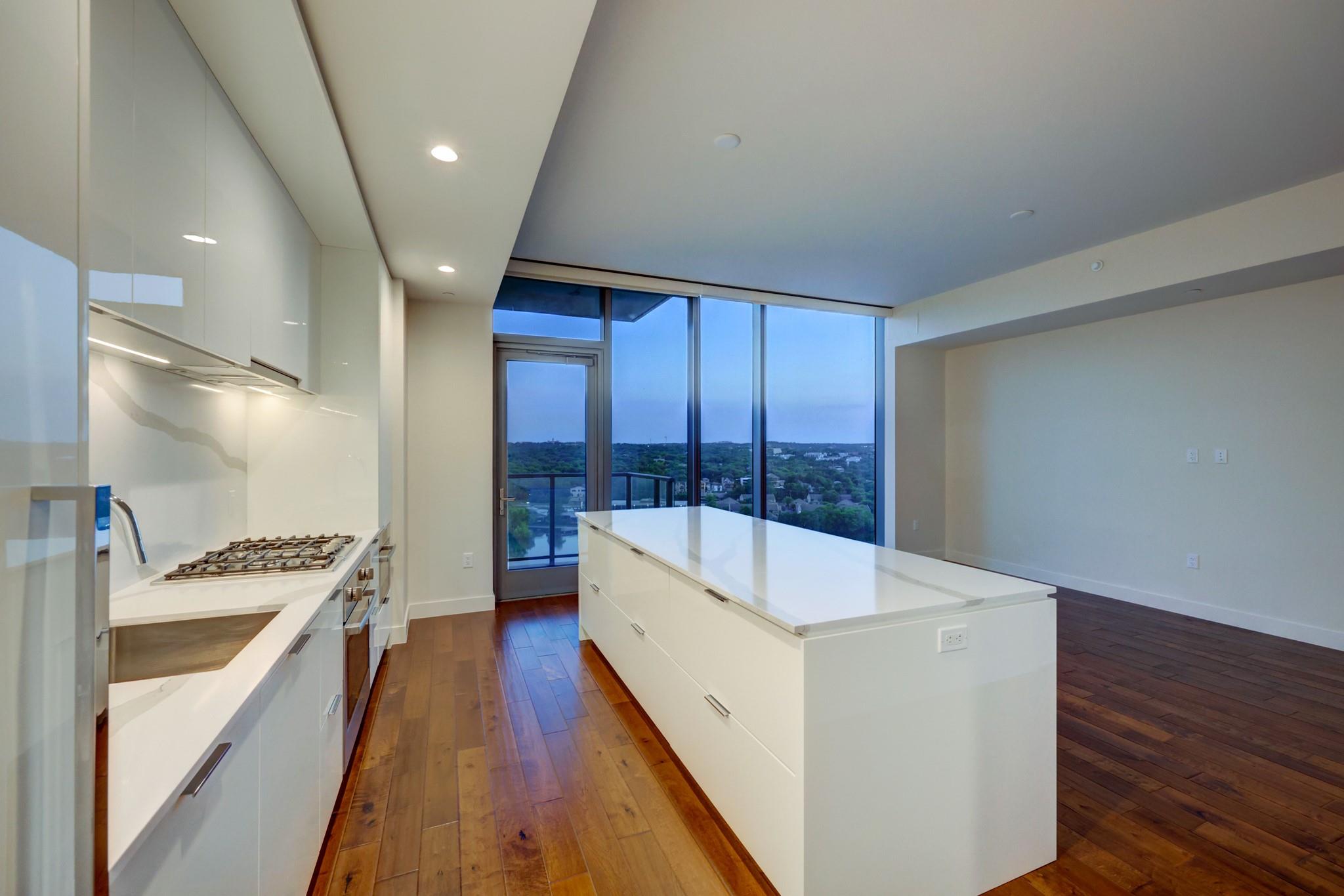 44 East Ave # 1411, Austin, TX 78701