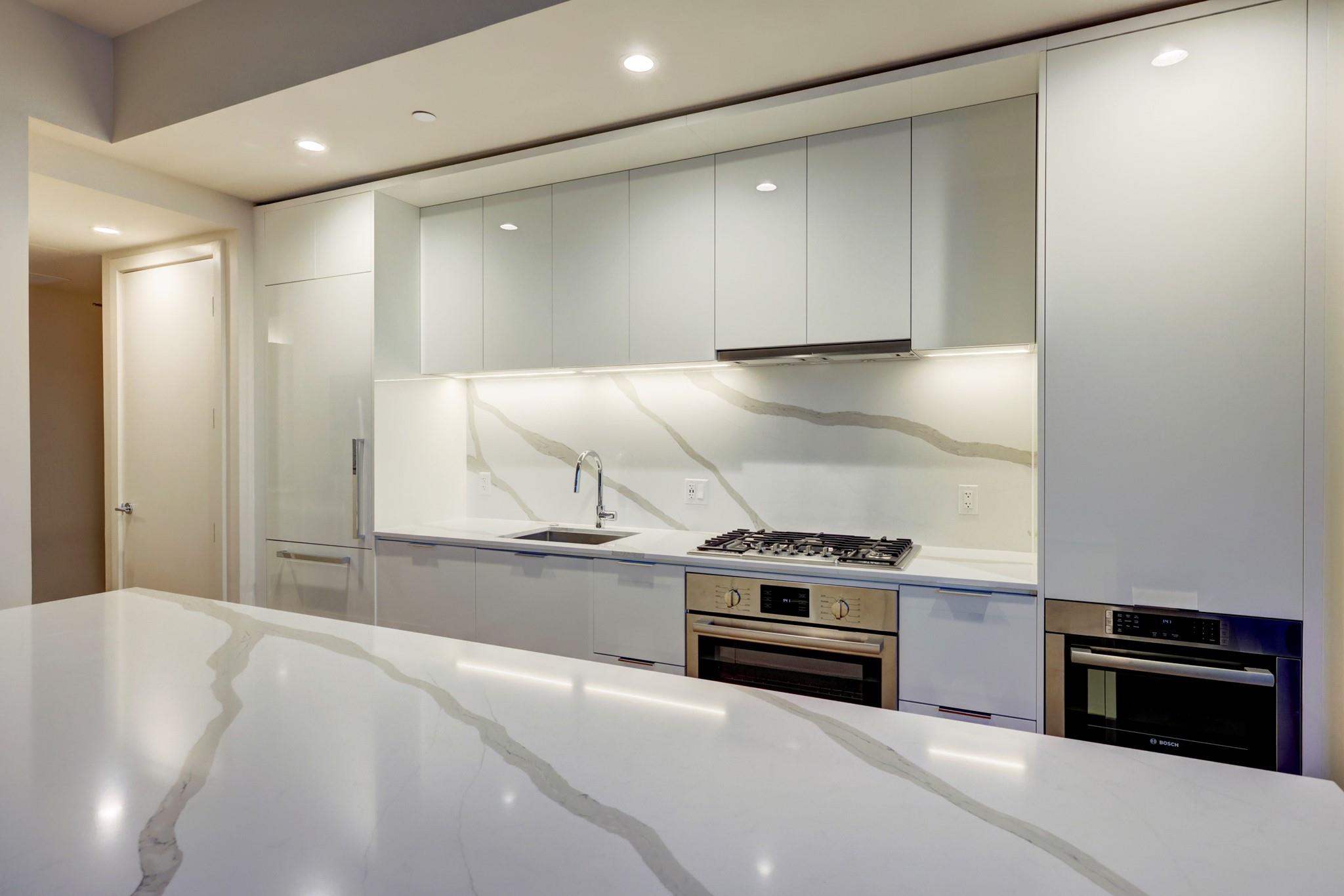 44 East Ave # 1411, Austin, TX 78701