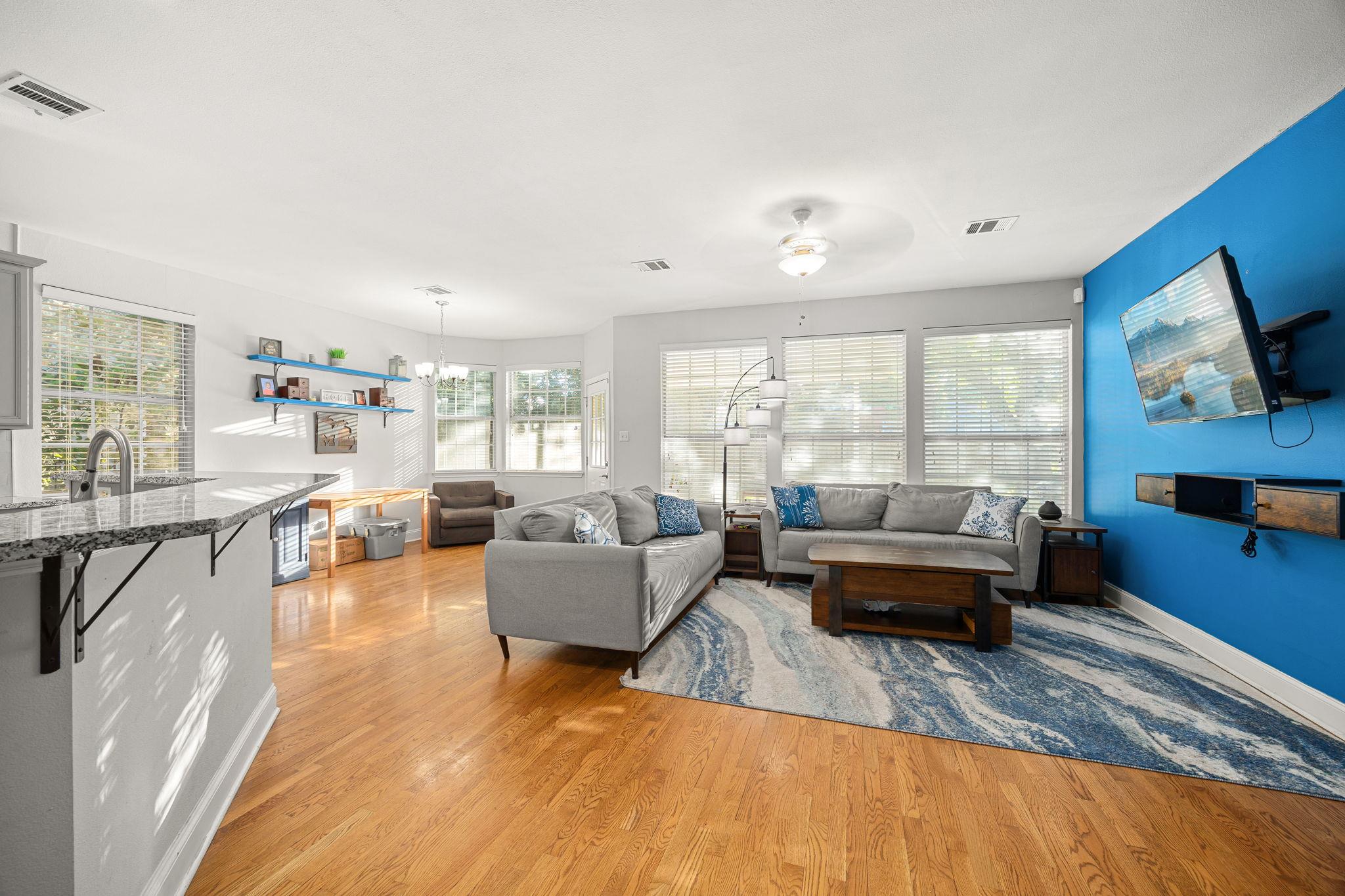 1515 Natural Bridge Ln, Pflugerville, TX 78660