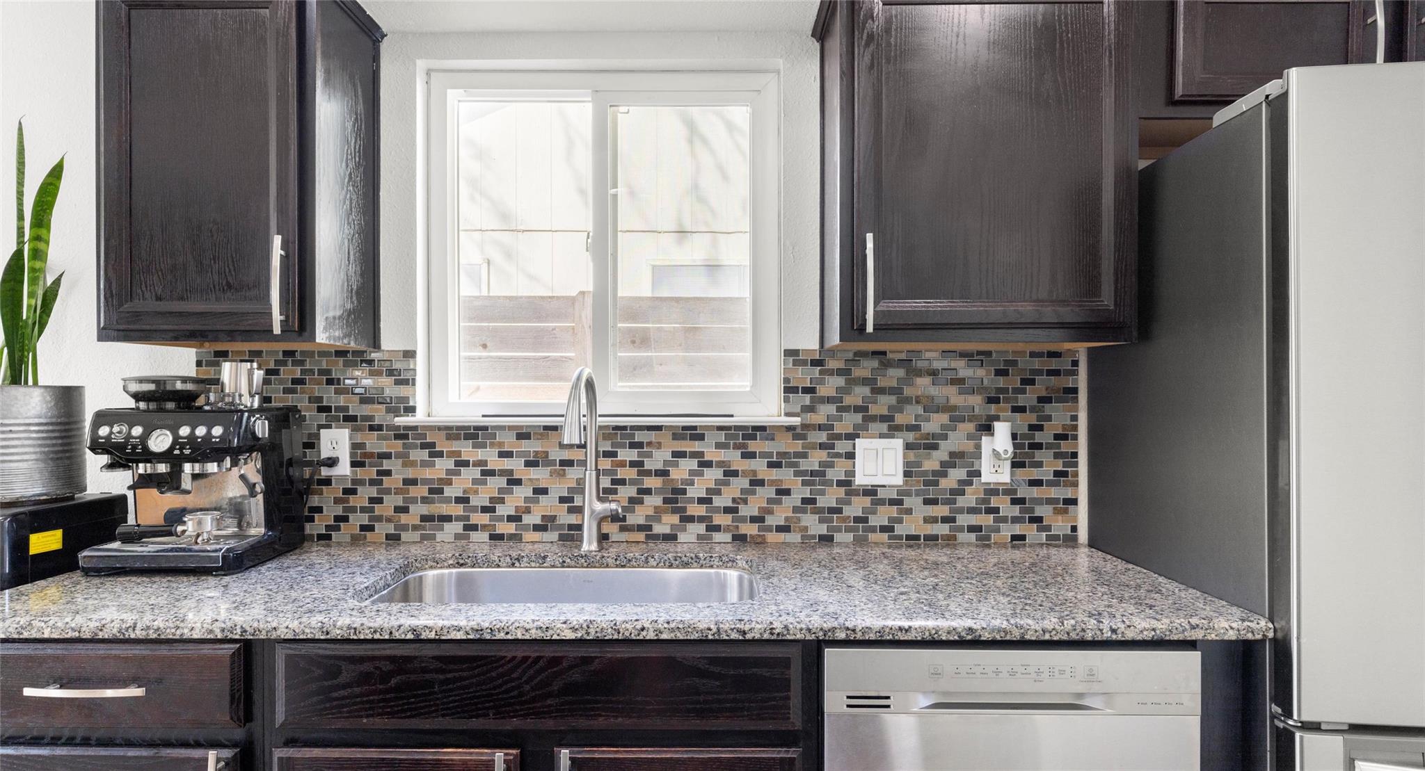 4015 Alexandria Dr, Austin, TX 78749