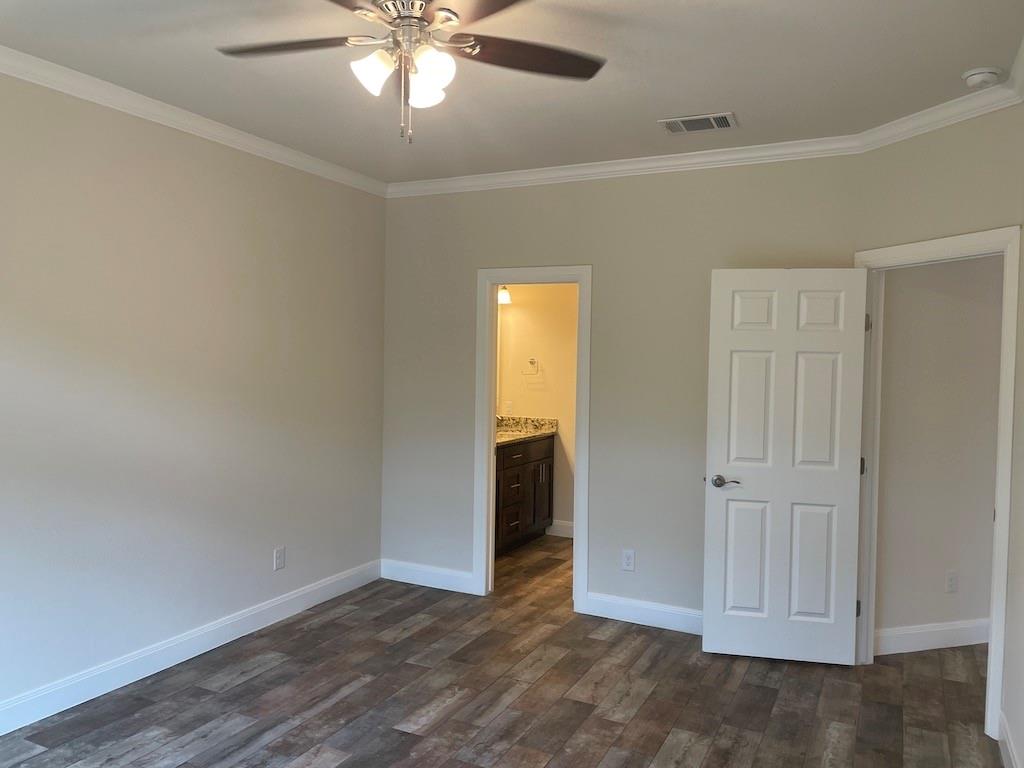 3210 Poe Cv # B, Lago Vista, TX 78645