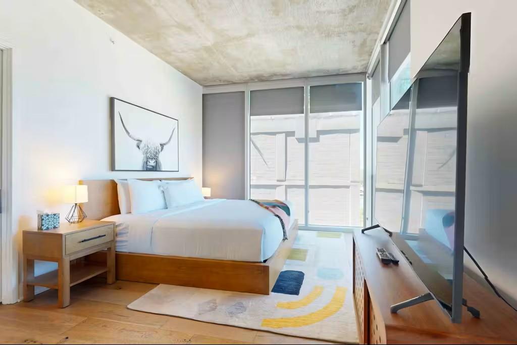 48 East Ave # 1210, Austin, TX 78701