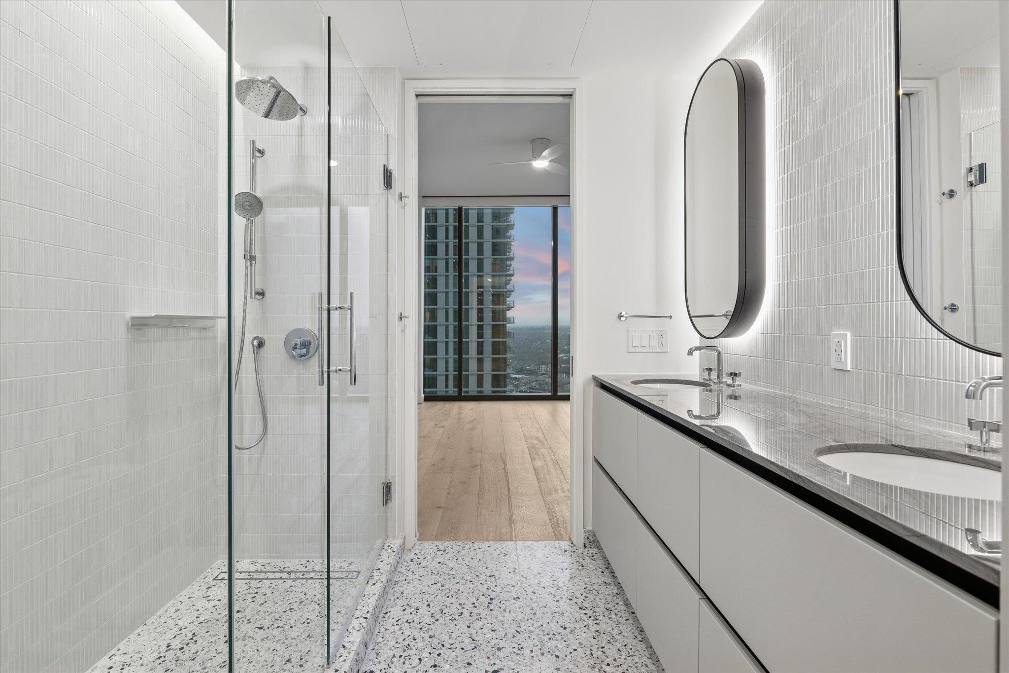 610 Davis St # 3005, Austin, TX 78701