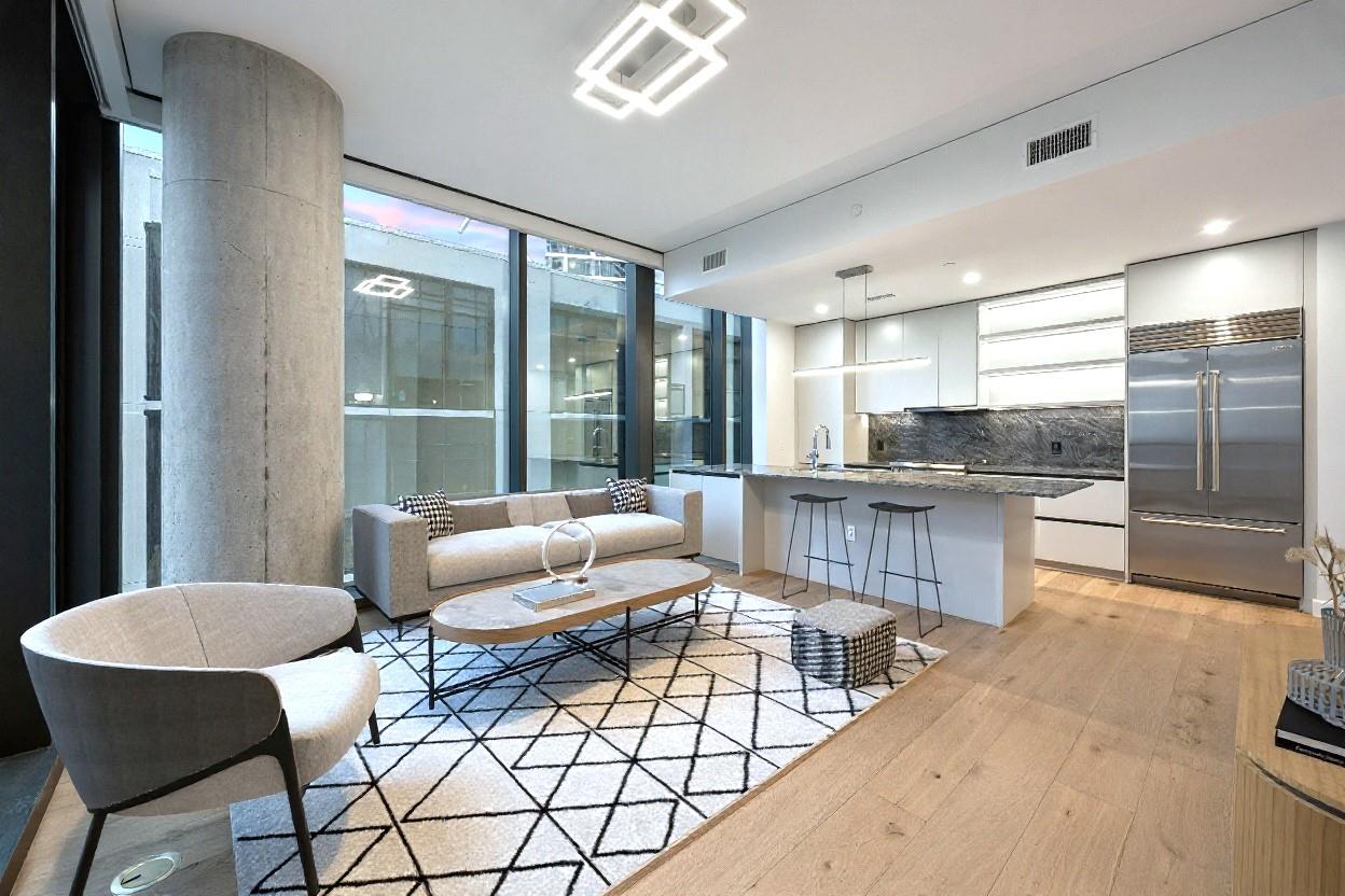 610 Davis St # 3005, Austin, TX 78701