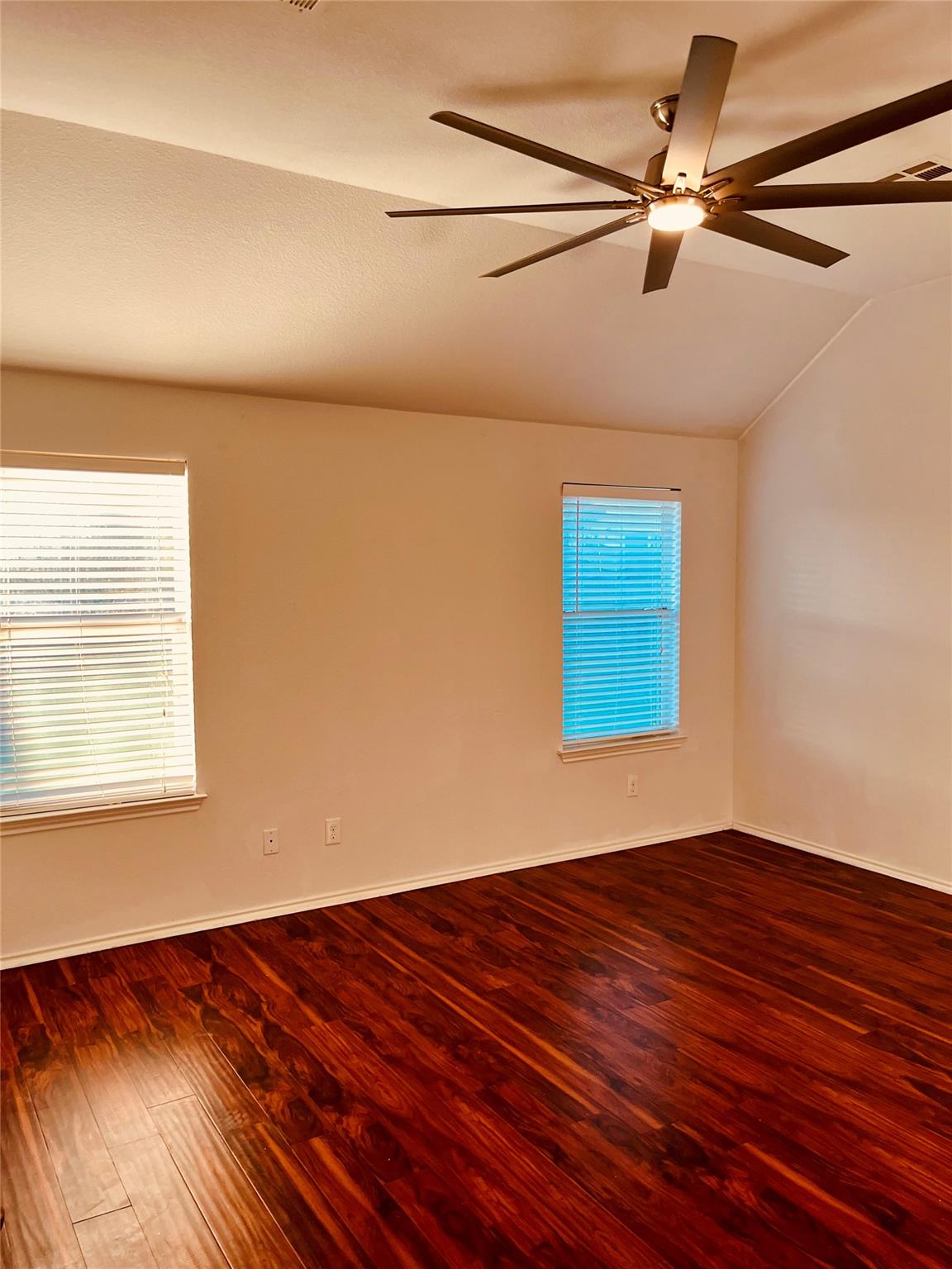 1208 Rainbow Parke Dr, Round Rock, TX 78665