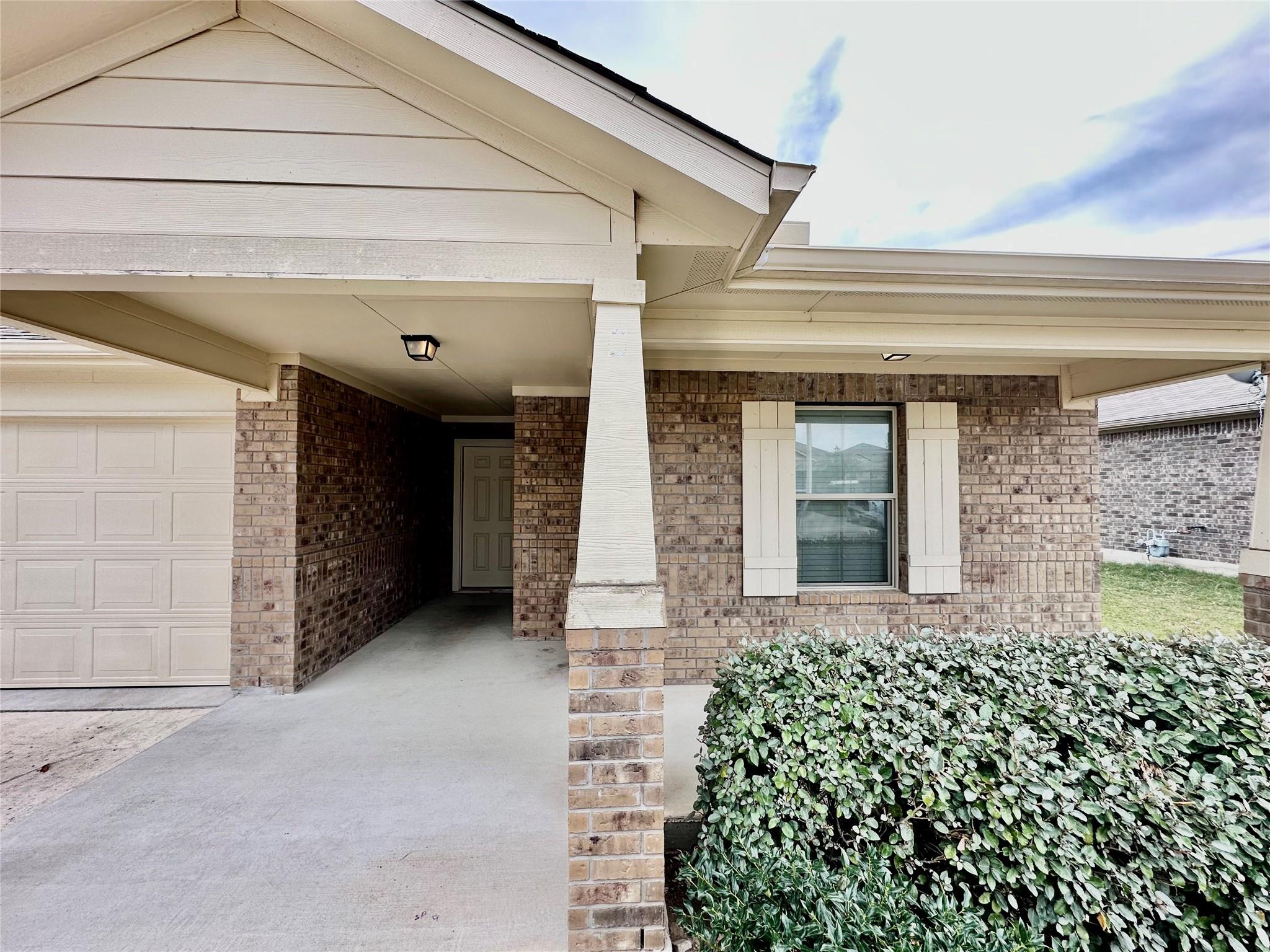 708 Kaluga Trl, Leander, TX 78641