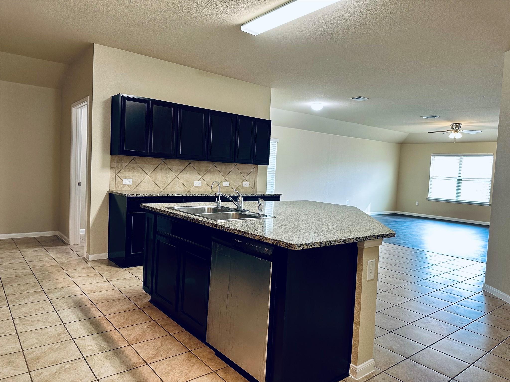 708 Kaluga Trl, Leander, TX 78641