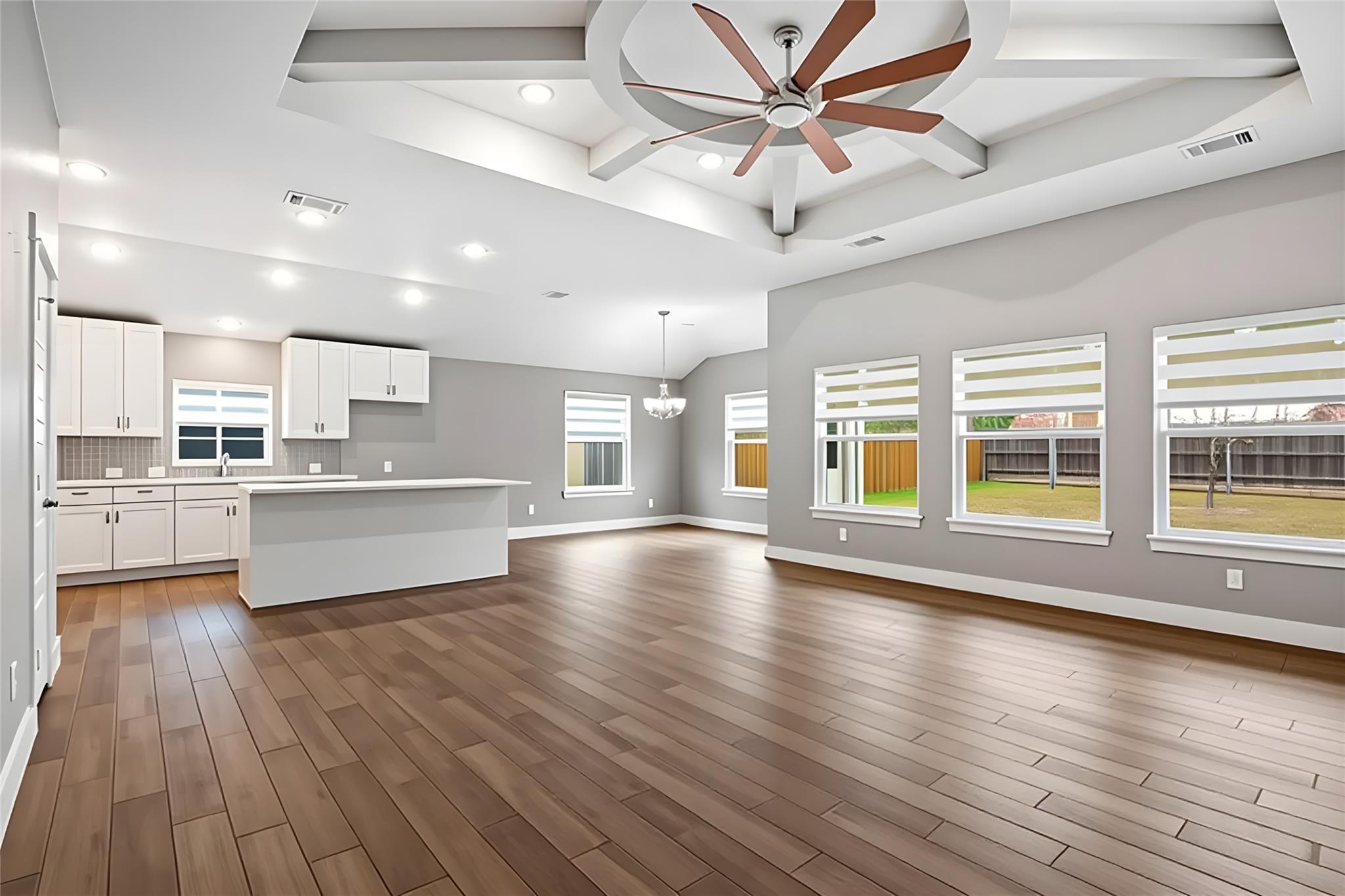 212 Tahitian Dr, Bastrop, TX 78602