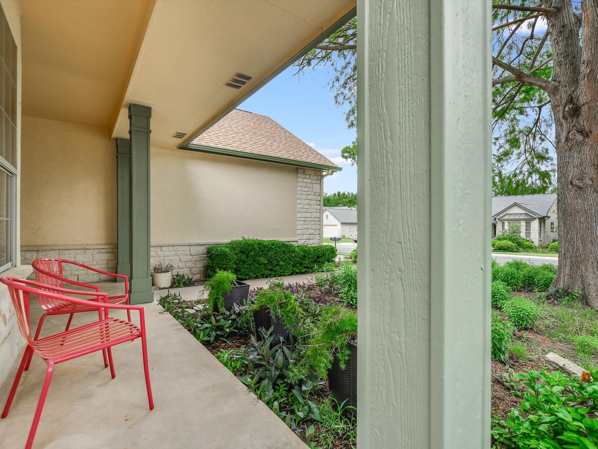 116 Running Water St, Georgetown, TX 78633