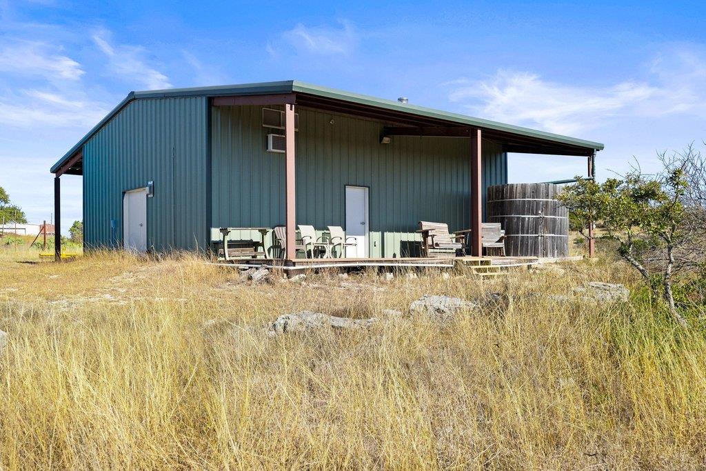 1292 Upper Turtle Creek Rd, Kerrville, TX 78028