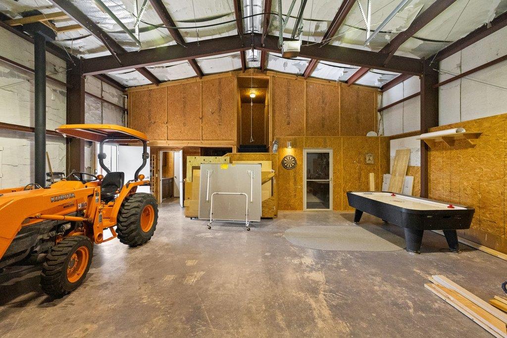 1292 Upper Turtle Creek Rd, Kerrville, TX 78028