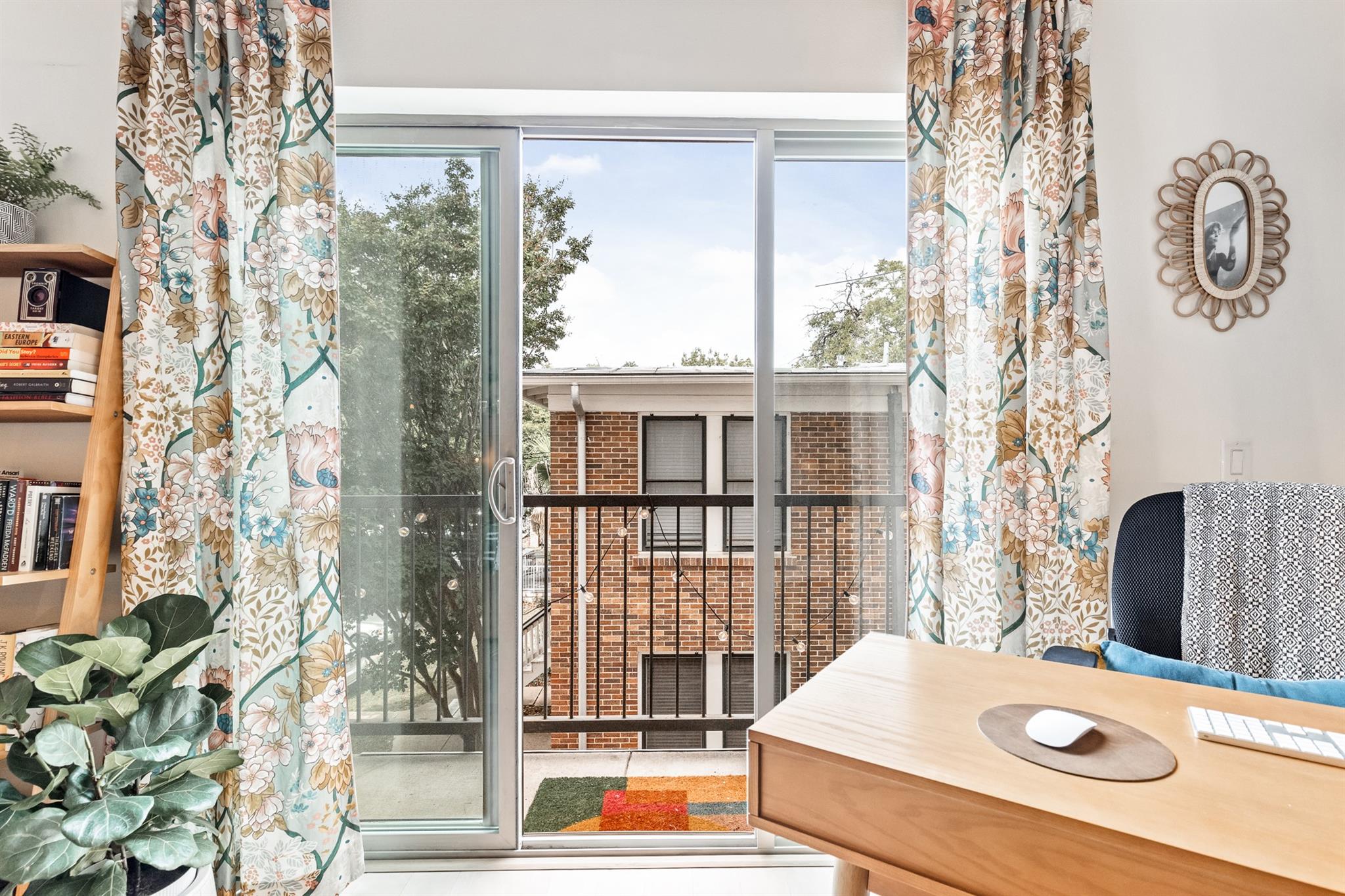 908 Nueces St # 24, Austin, TX 78701