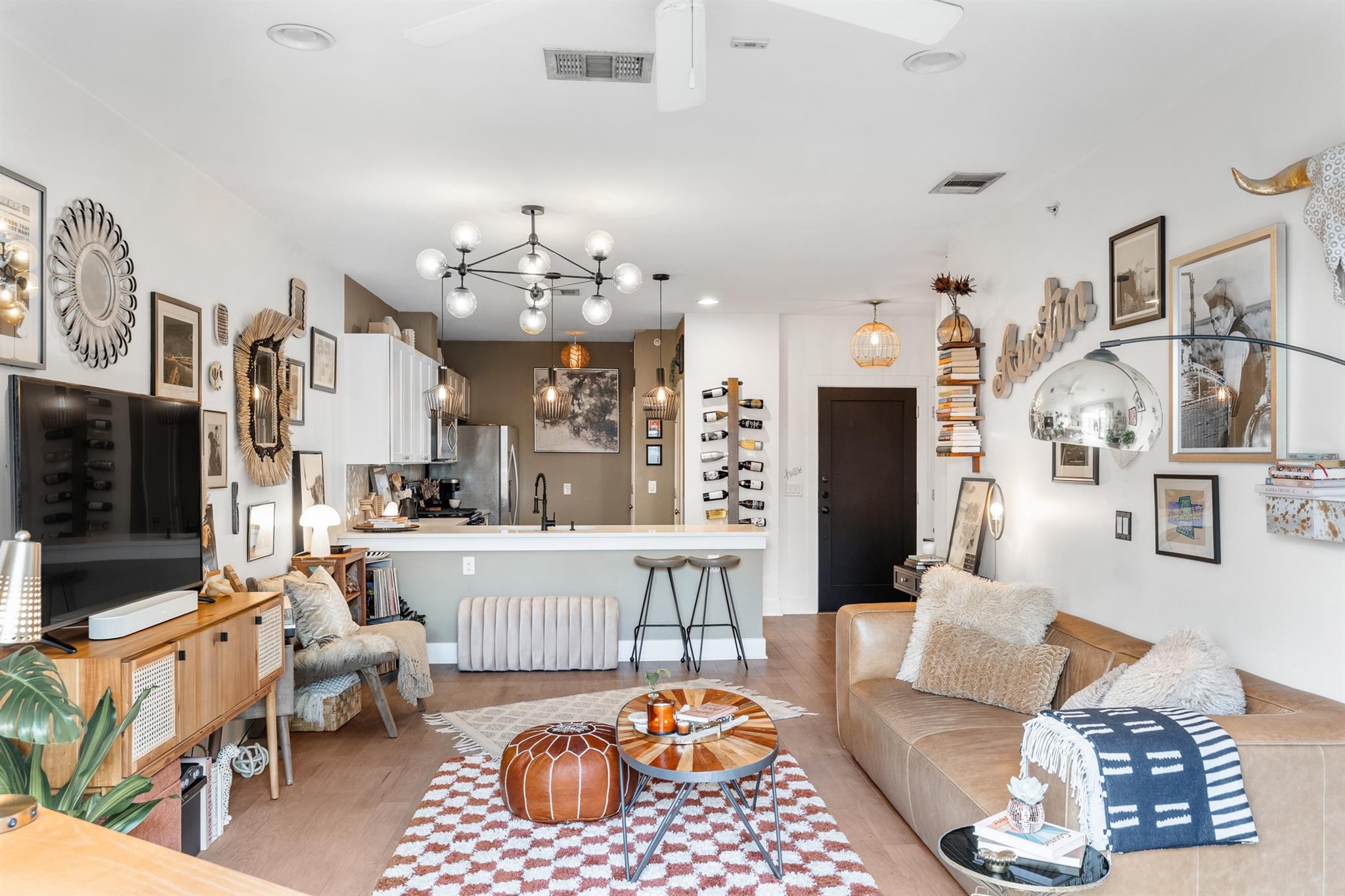 908 Nueces St # 24, Austin, TX 78701