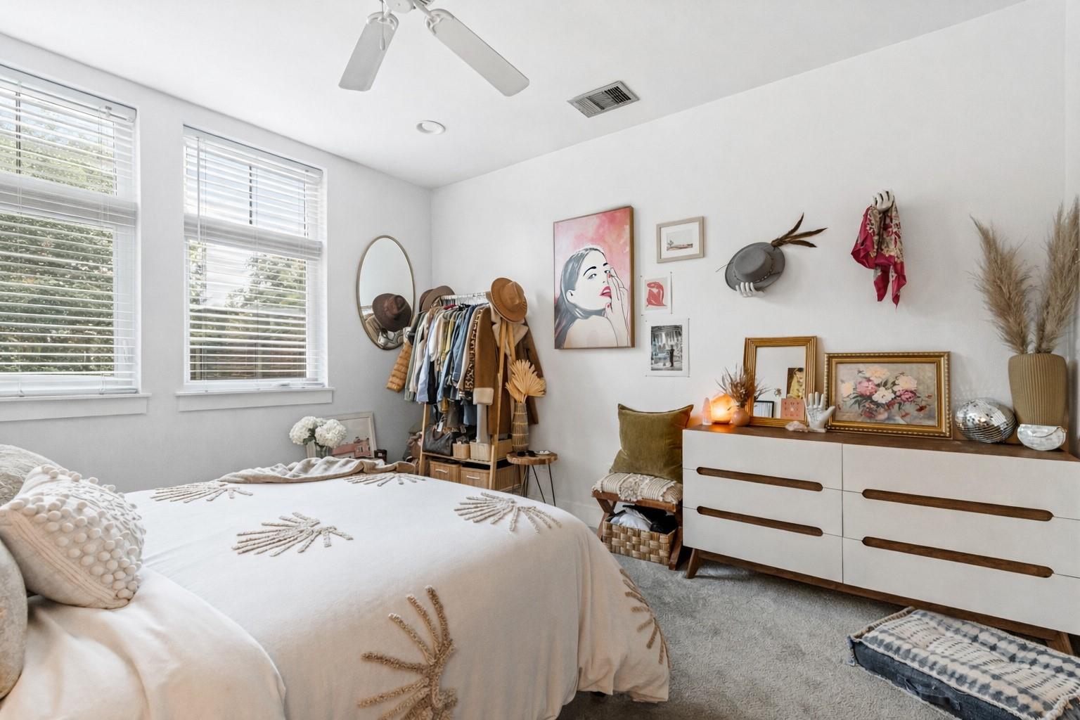 908 Nueces St # 24, Austin, TX 78701