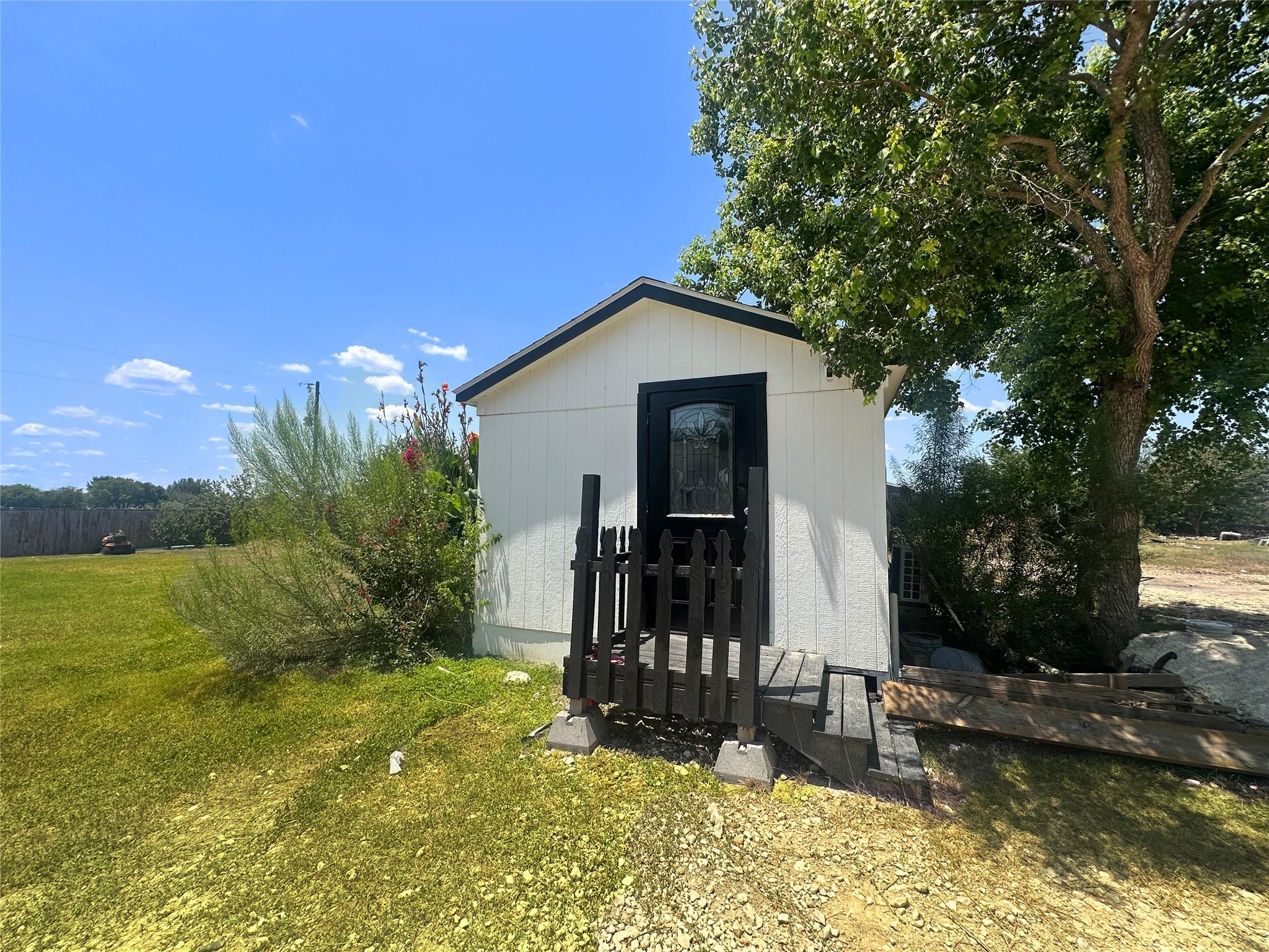 2130 Mathias Ln, Kyle, TX 78640