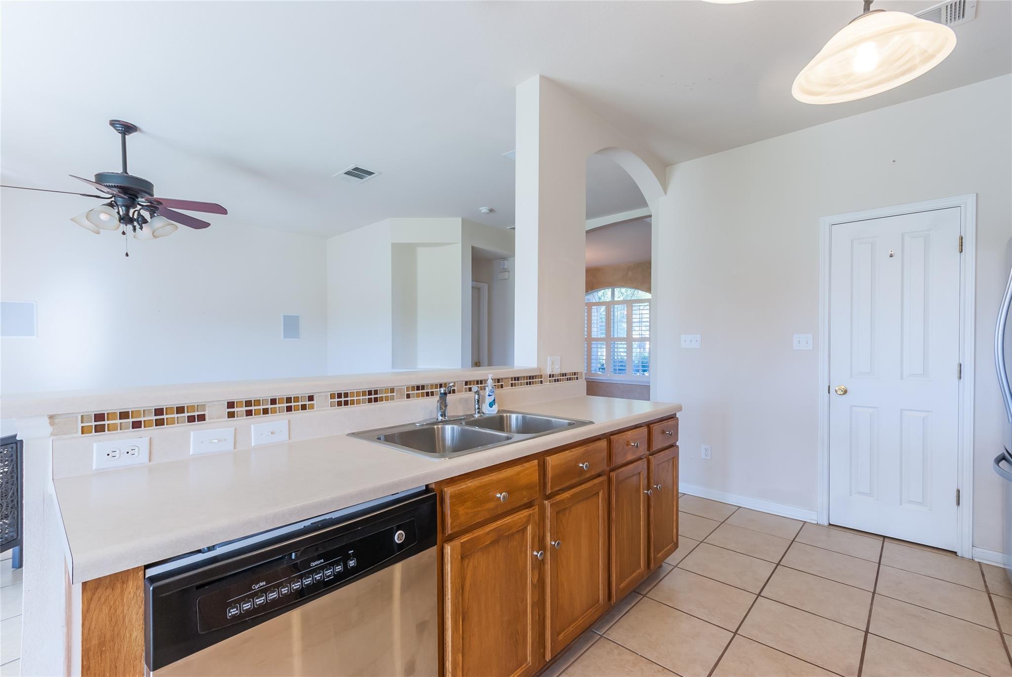 1101 Hidden View Pl, Round Rock, TX 78665