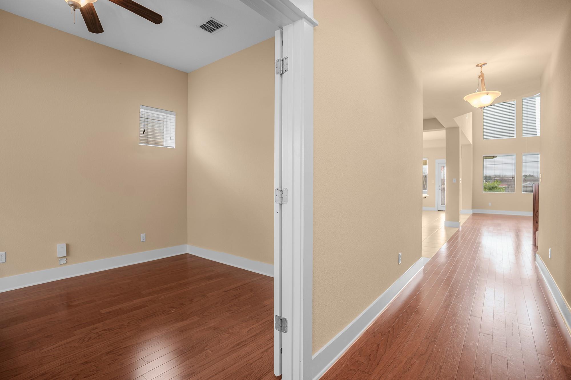 11928 Natures Bnd, Austin, TX 78753