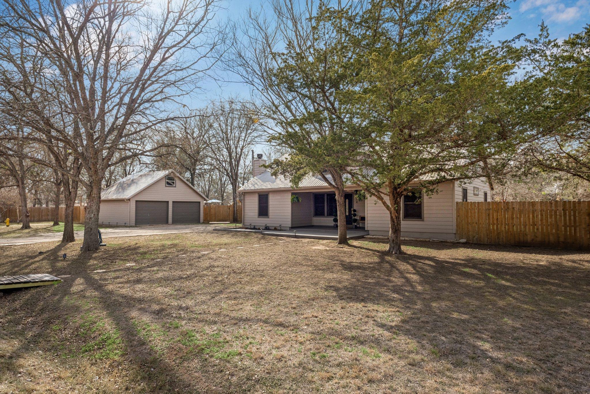 114 Upola Ct, Bastrop, TX 78602