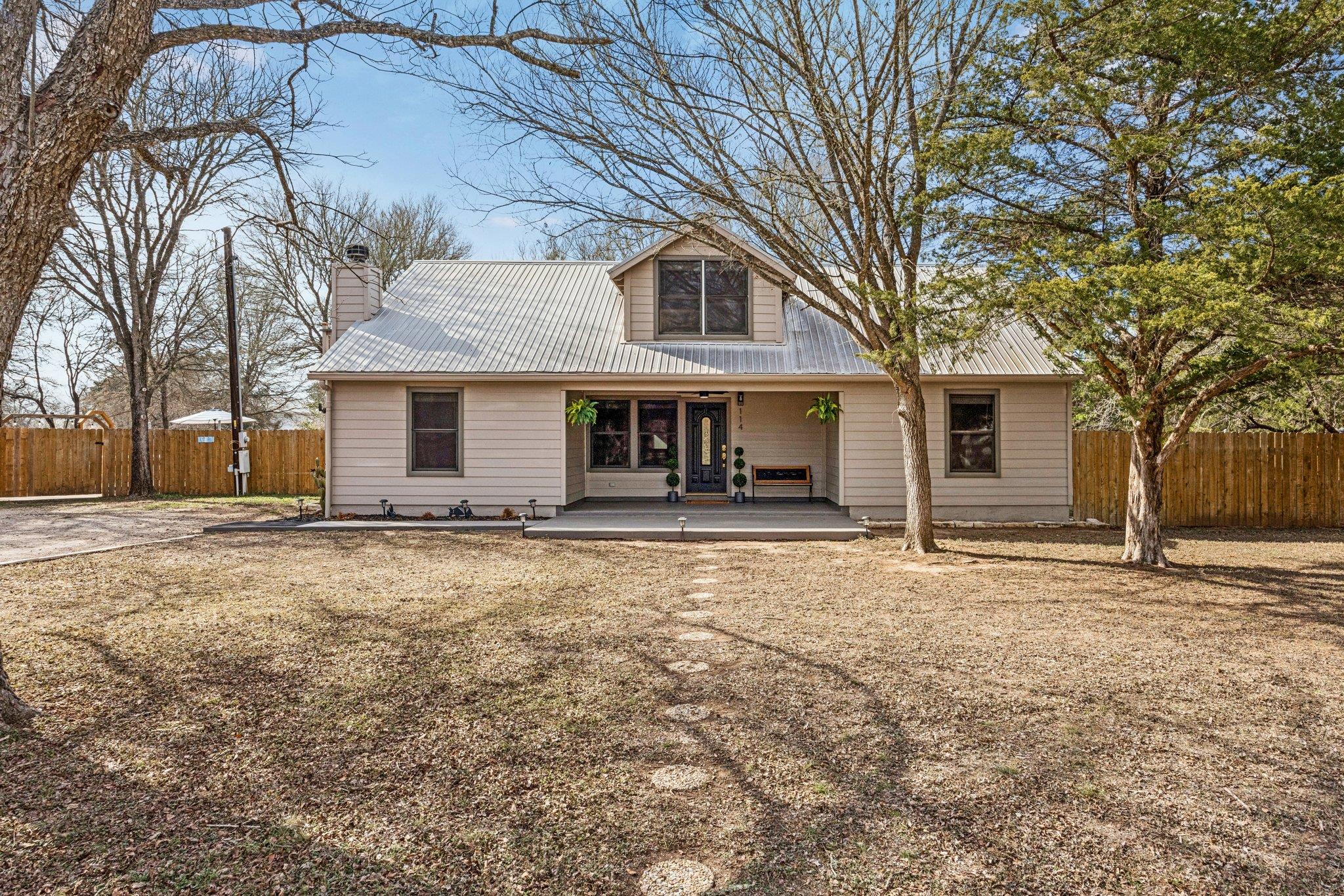 114 Upola Ct, Bastrop, TX 78602