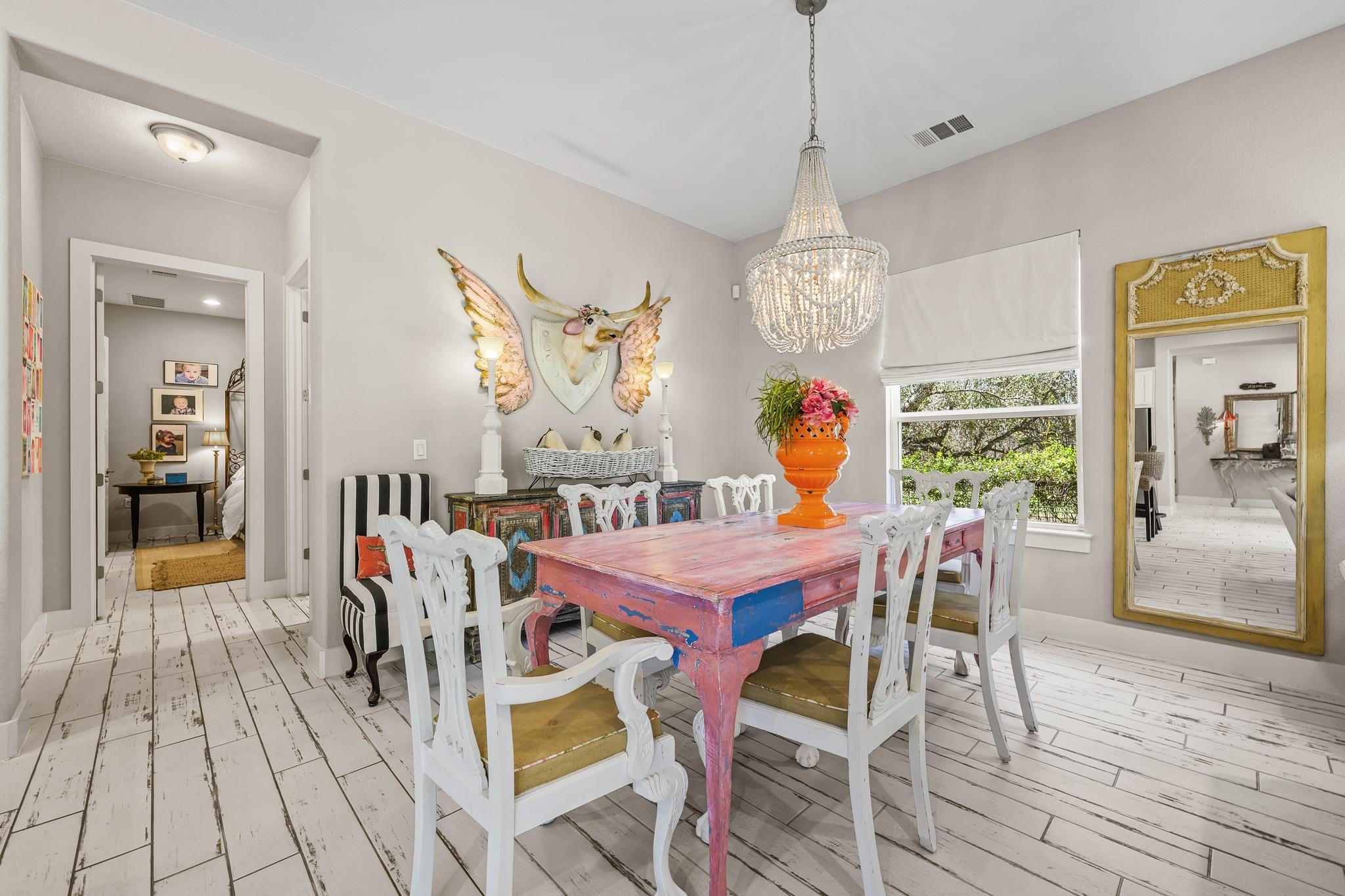 121 Francesco Ln, Dripping Springs, TX 78620