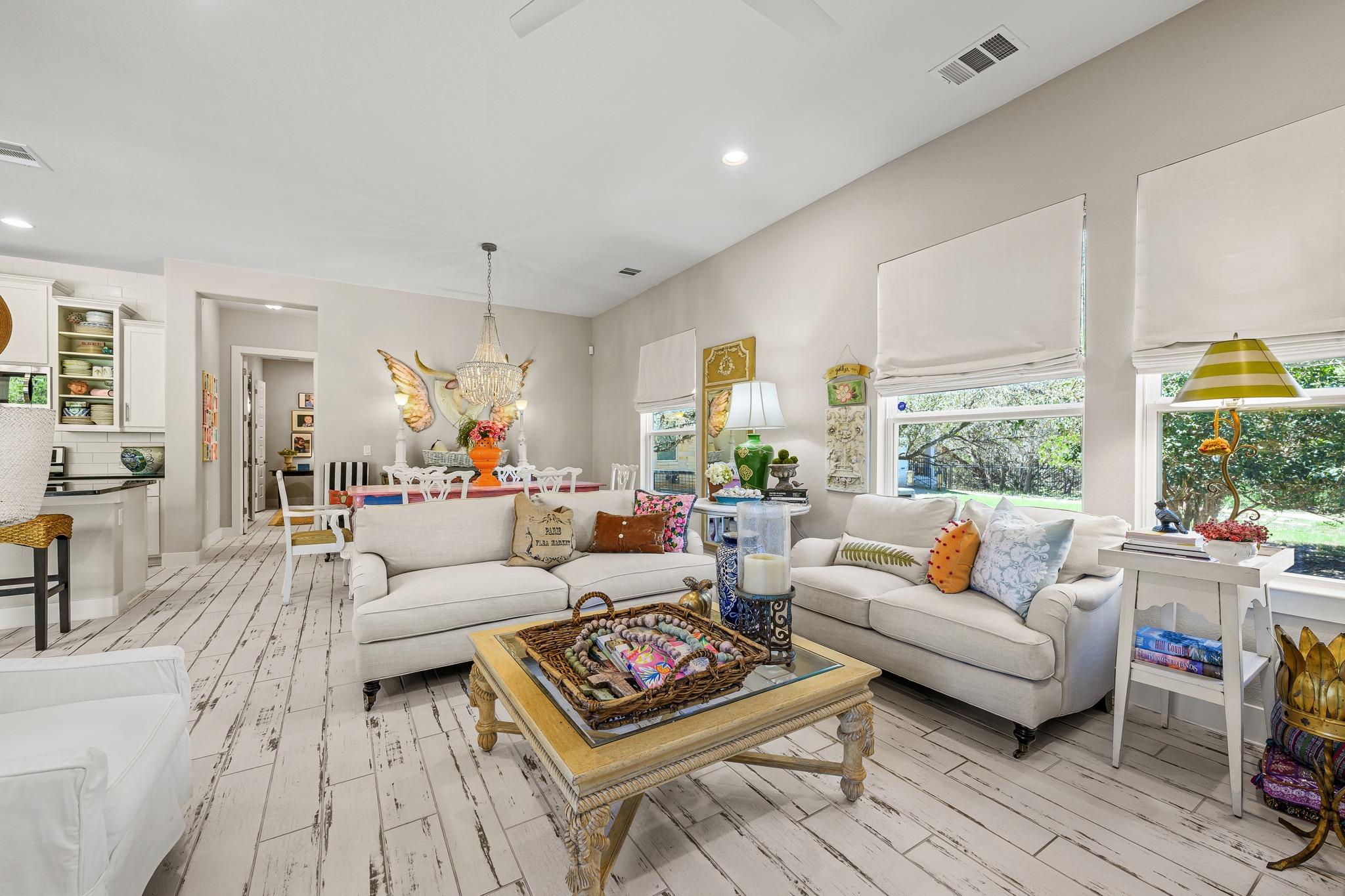 121 Francesco Ln, Dripping Springs, TX 78620