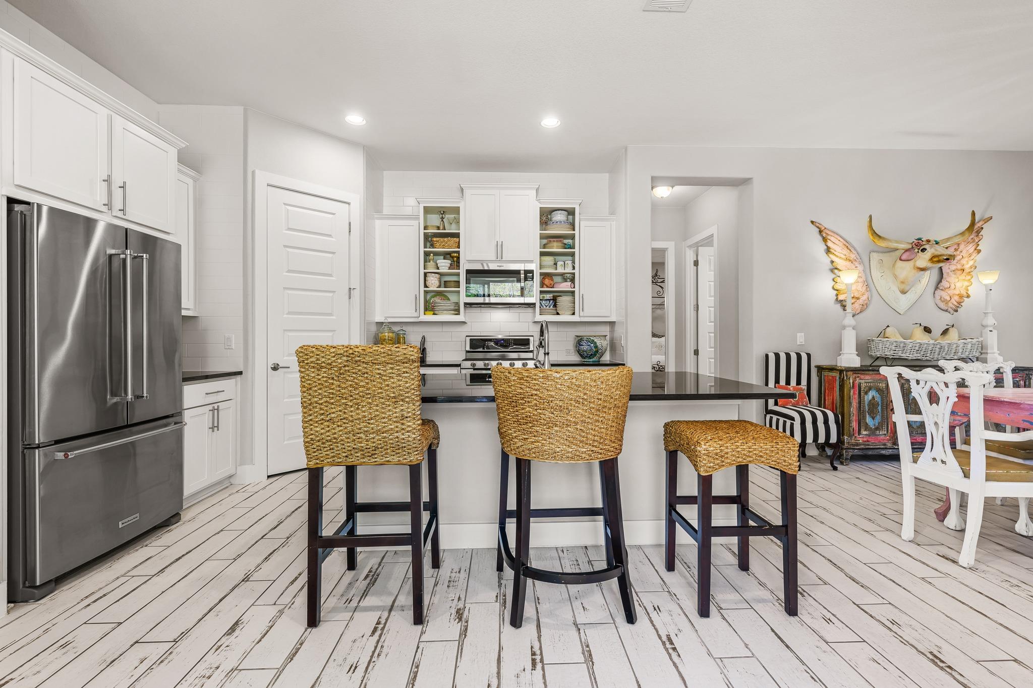 121 Francesco Ln, Dripping Springs, TX 78620