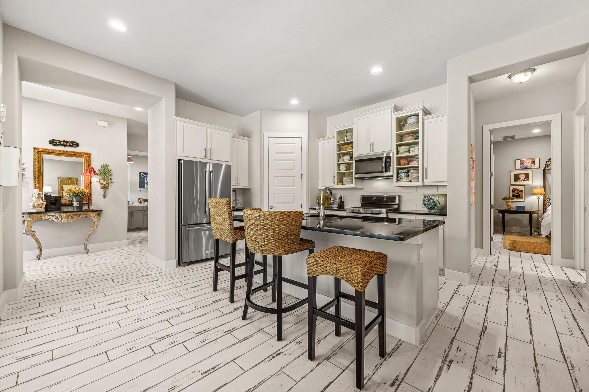 121 Francesco Ln, Dripping Springs, TX 78620