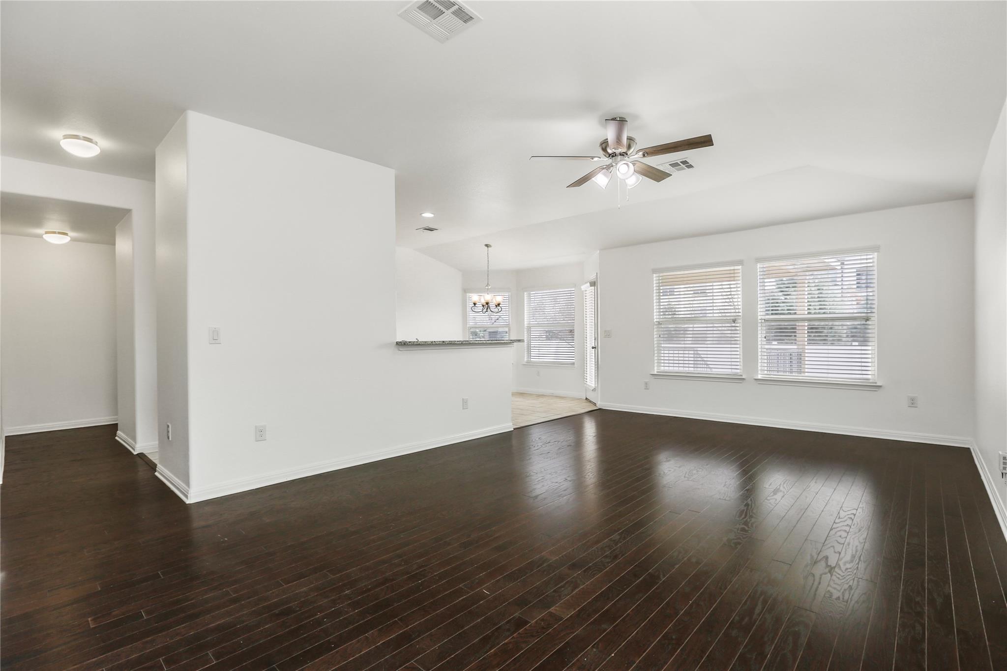 18105 Bandelier Dr, Pflugerville, TX 78660