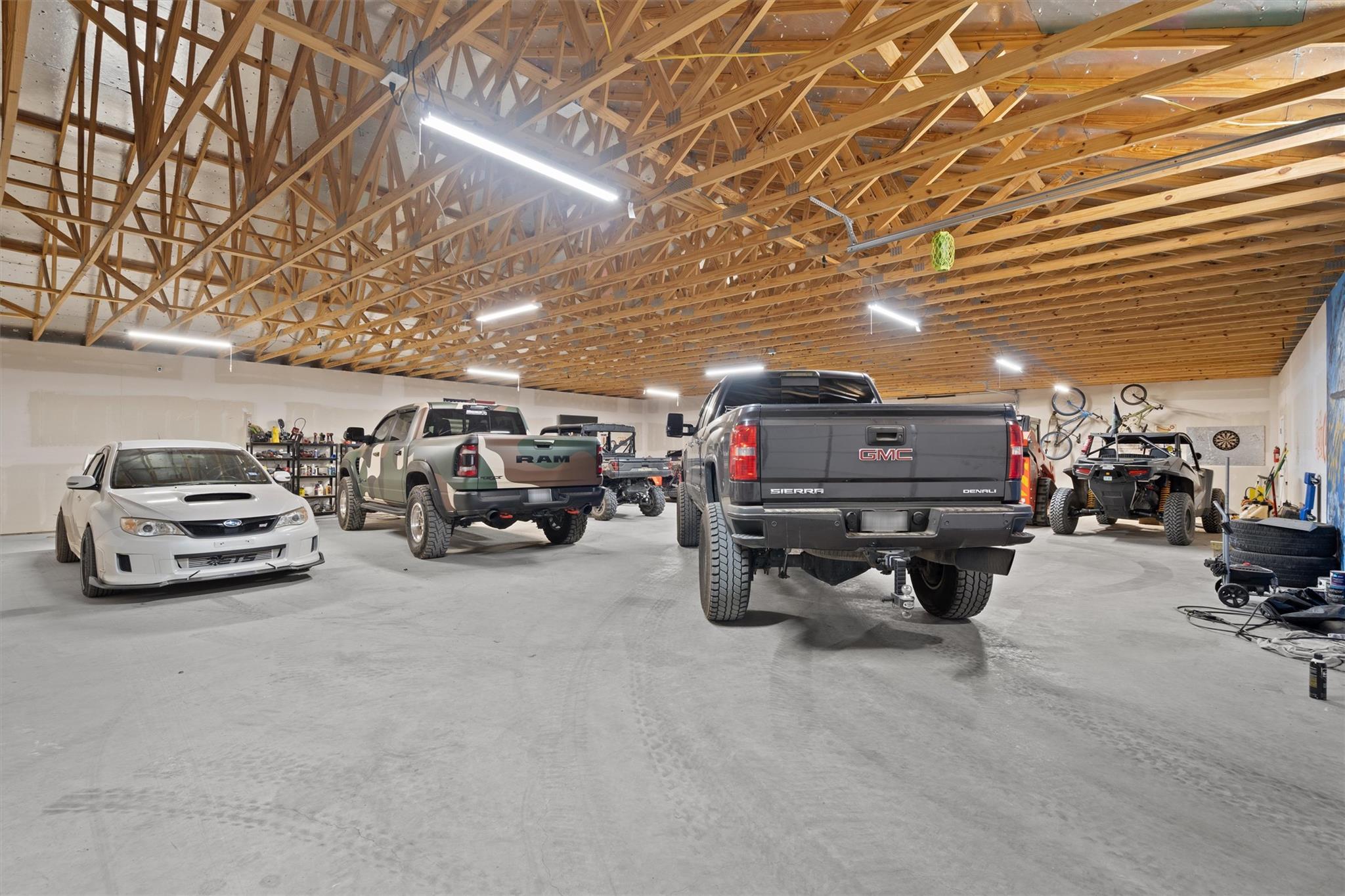 1880 E Highway 21, Paige, TX 78659