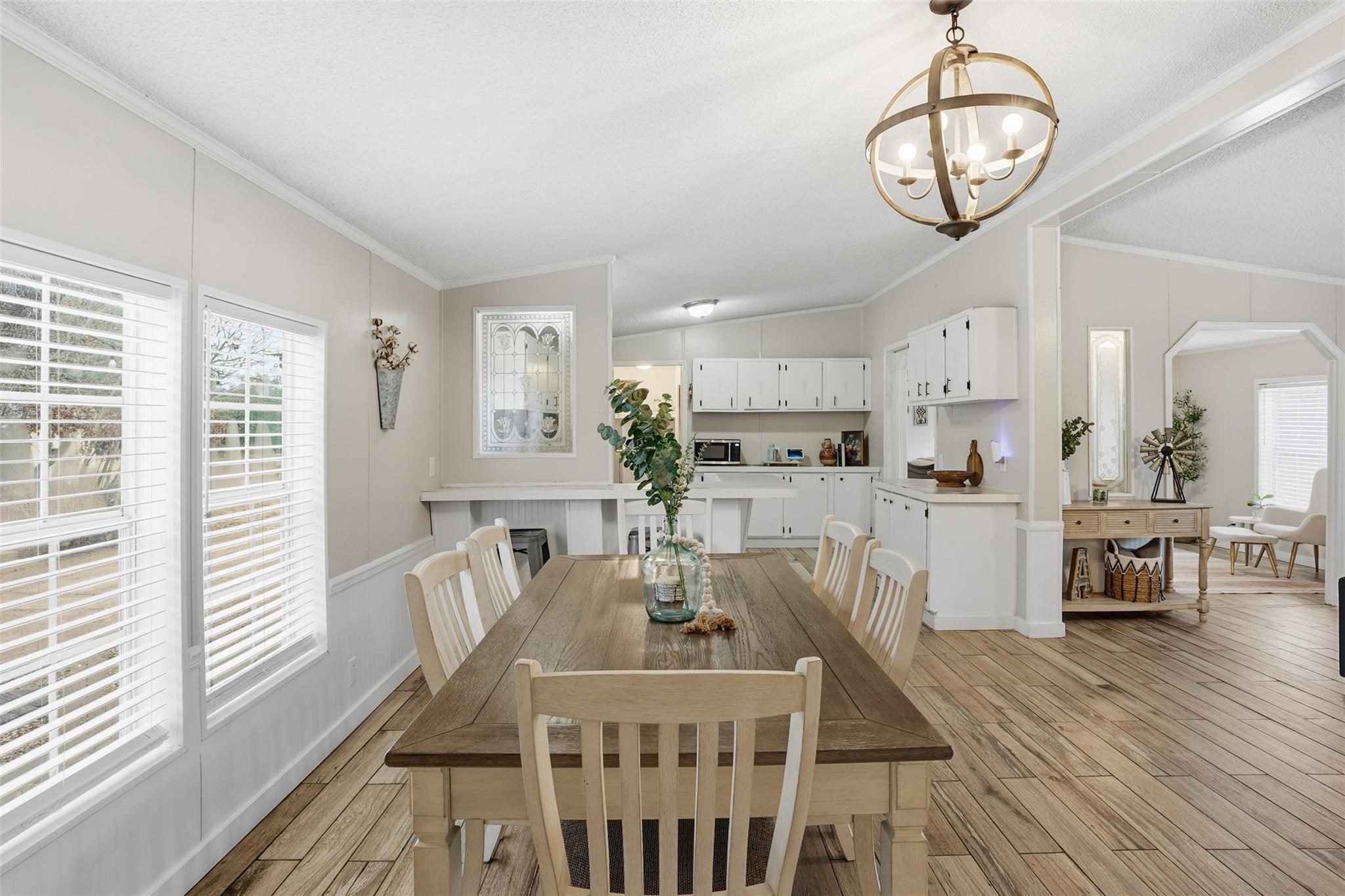 305 Saratoga Springs Cv, Liberty Hill, TX 78642