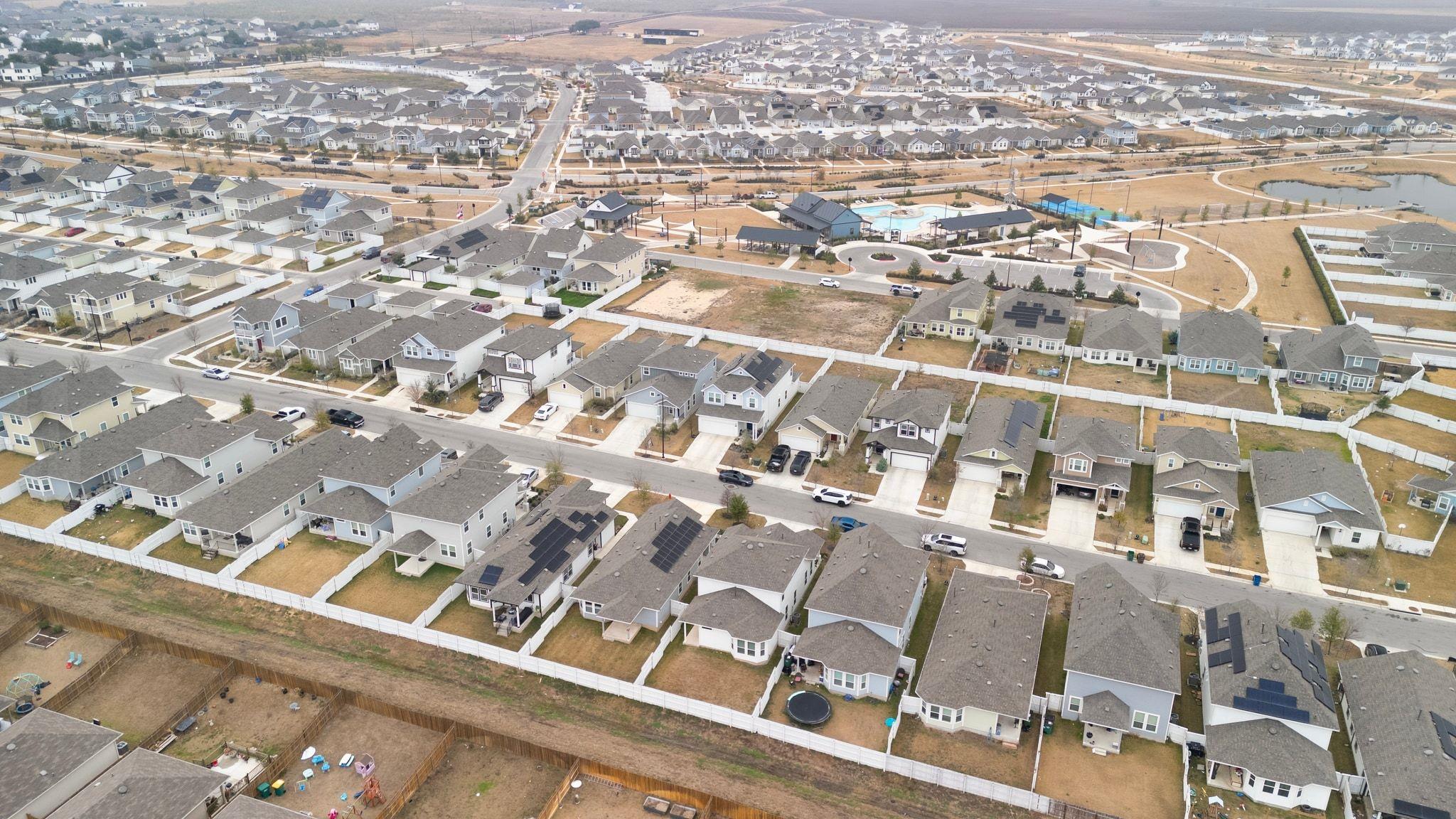 161 Appleberry Ln, Elgin, TX 78621