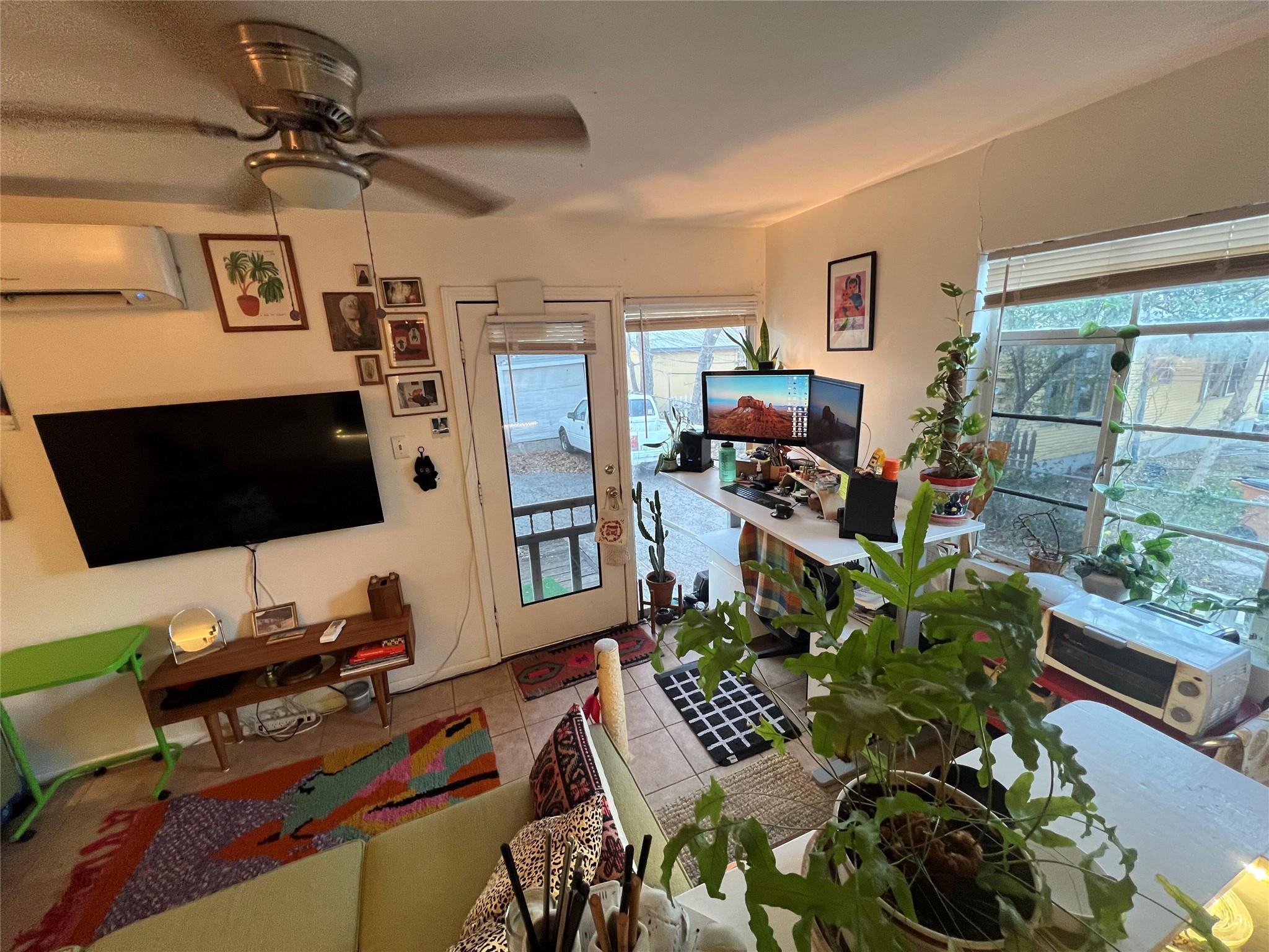 3318 Hemlock Ave # B, Austin, TX 78722