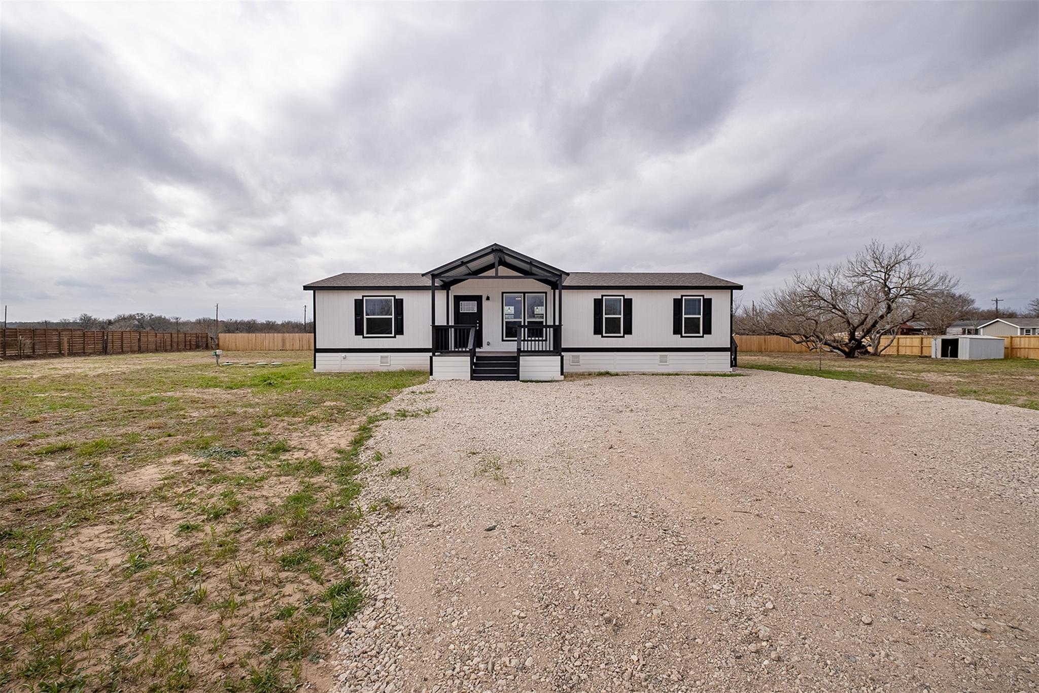 339 Lower Red Rock Rd, Bastrop, TX 78602