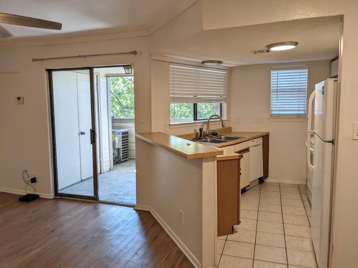 2500 Burleson Rd # 615, Austin, TX 78741