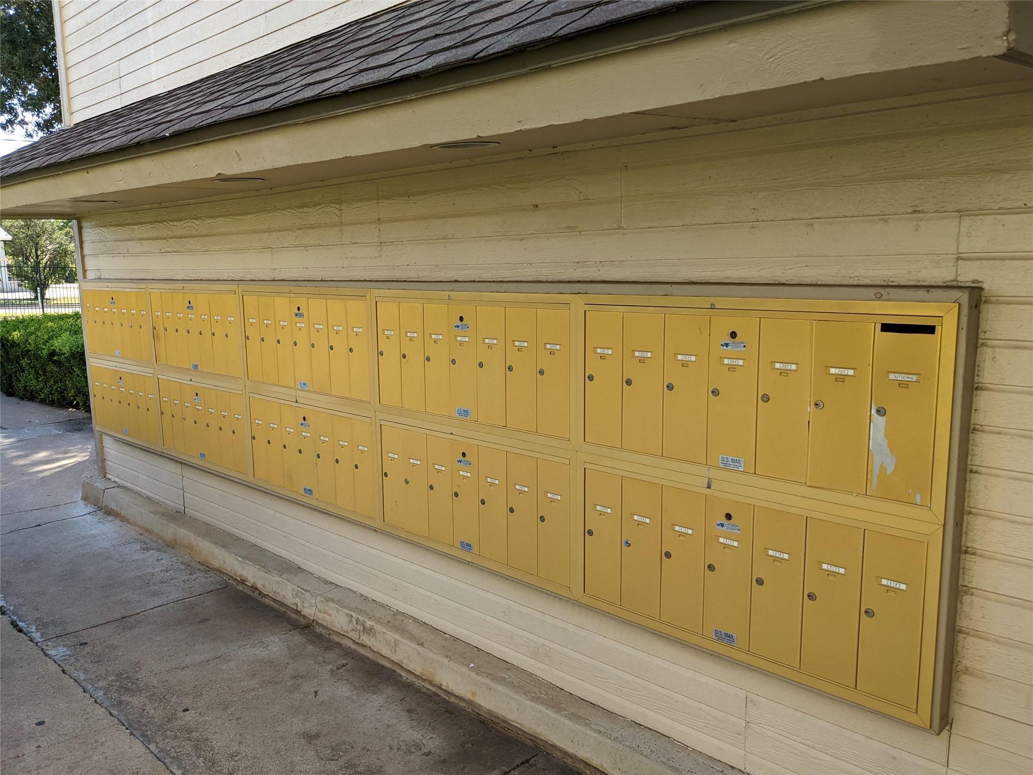 2500 Burleson Rd # 615, Austin, TX 78741