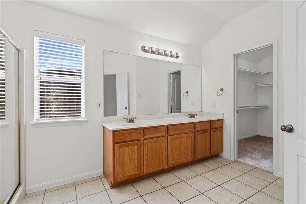 1408 Augusta Bend Dr, Hutto, TX 78634