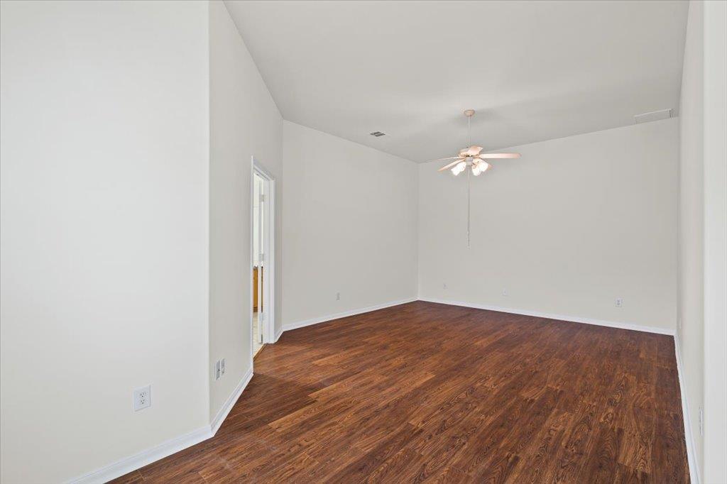 1408 Augusta Bend Dr, Hutto, TX 78634